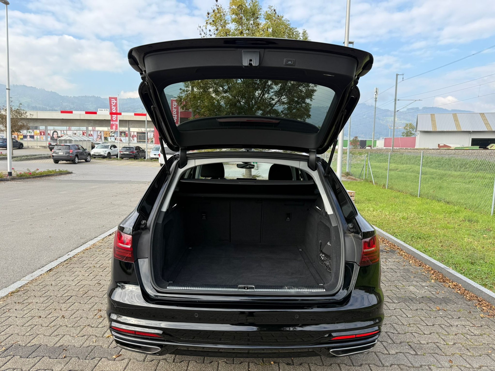 AUDI A4 Avant 35 TDI S-tronic-image-7