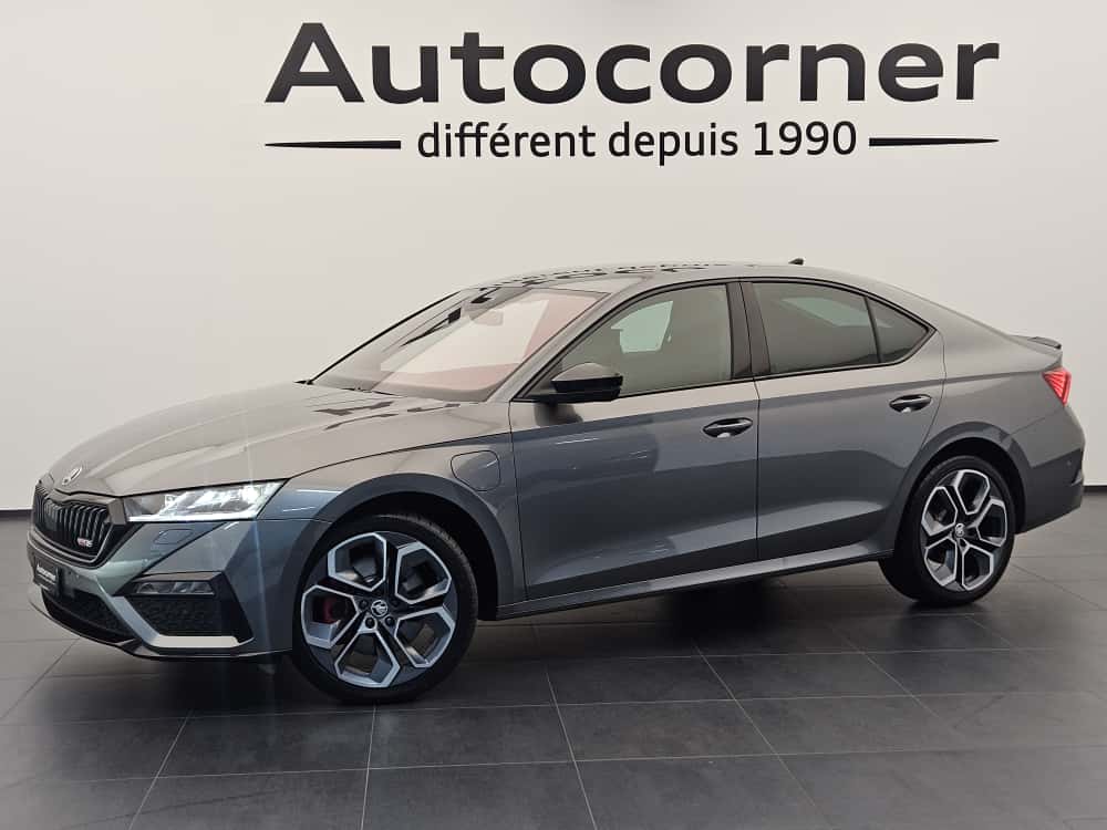 SKODA Octavia RS PHEV-image-0