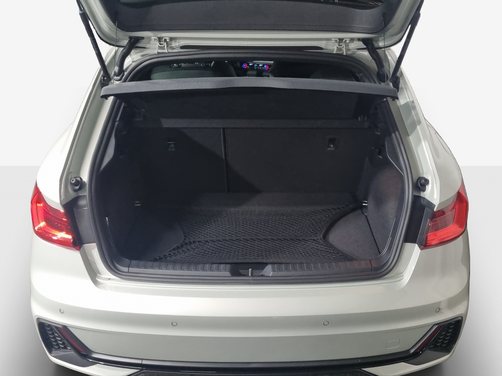 AUDI A1 Sportback 30 TFSI S Line Attraction S-tronic-image-12