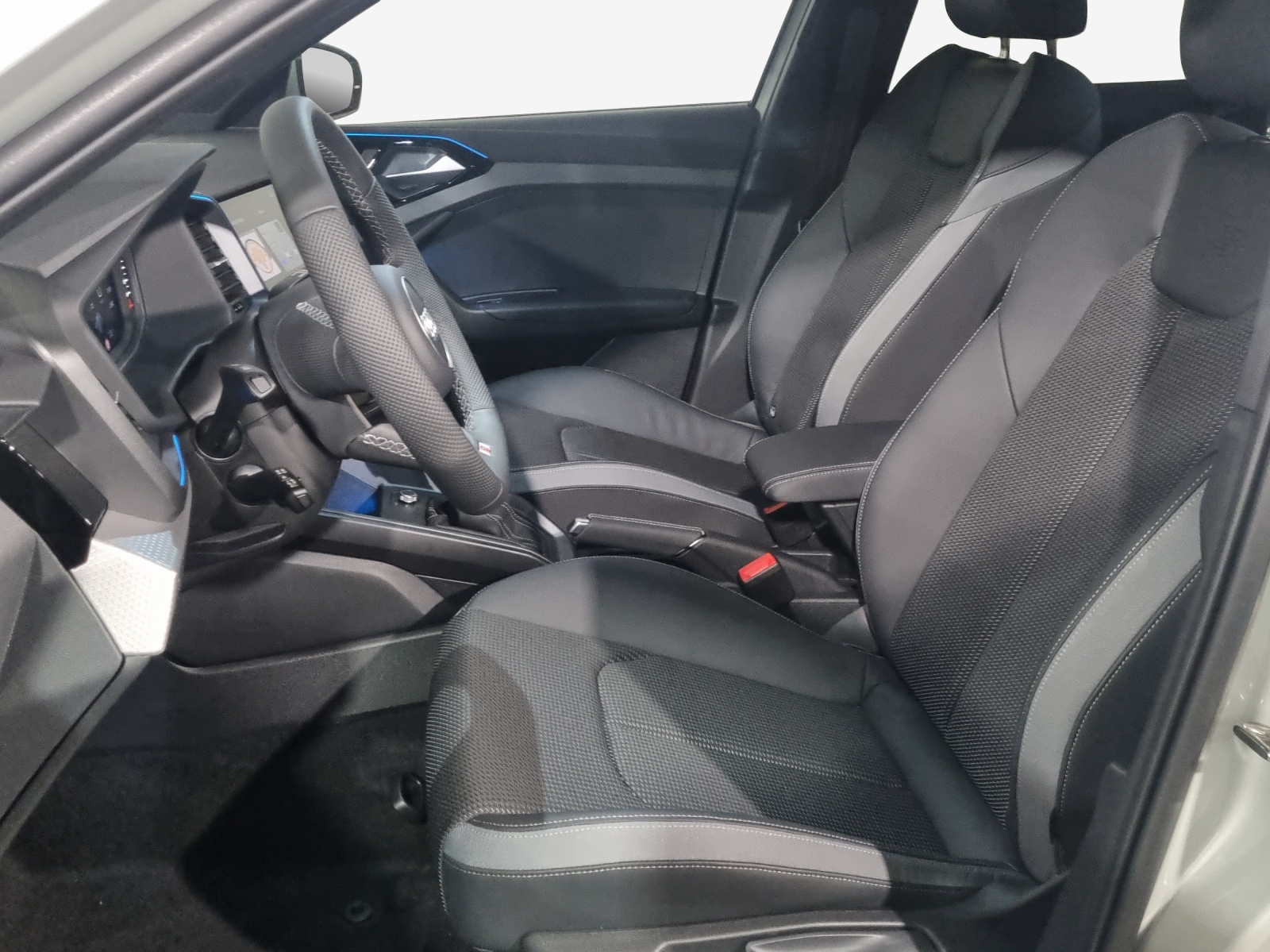 AUDI A1 Sportback 30 TFSI S Line Attraction S-tronic-image-7