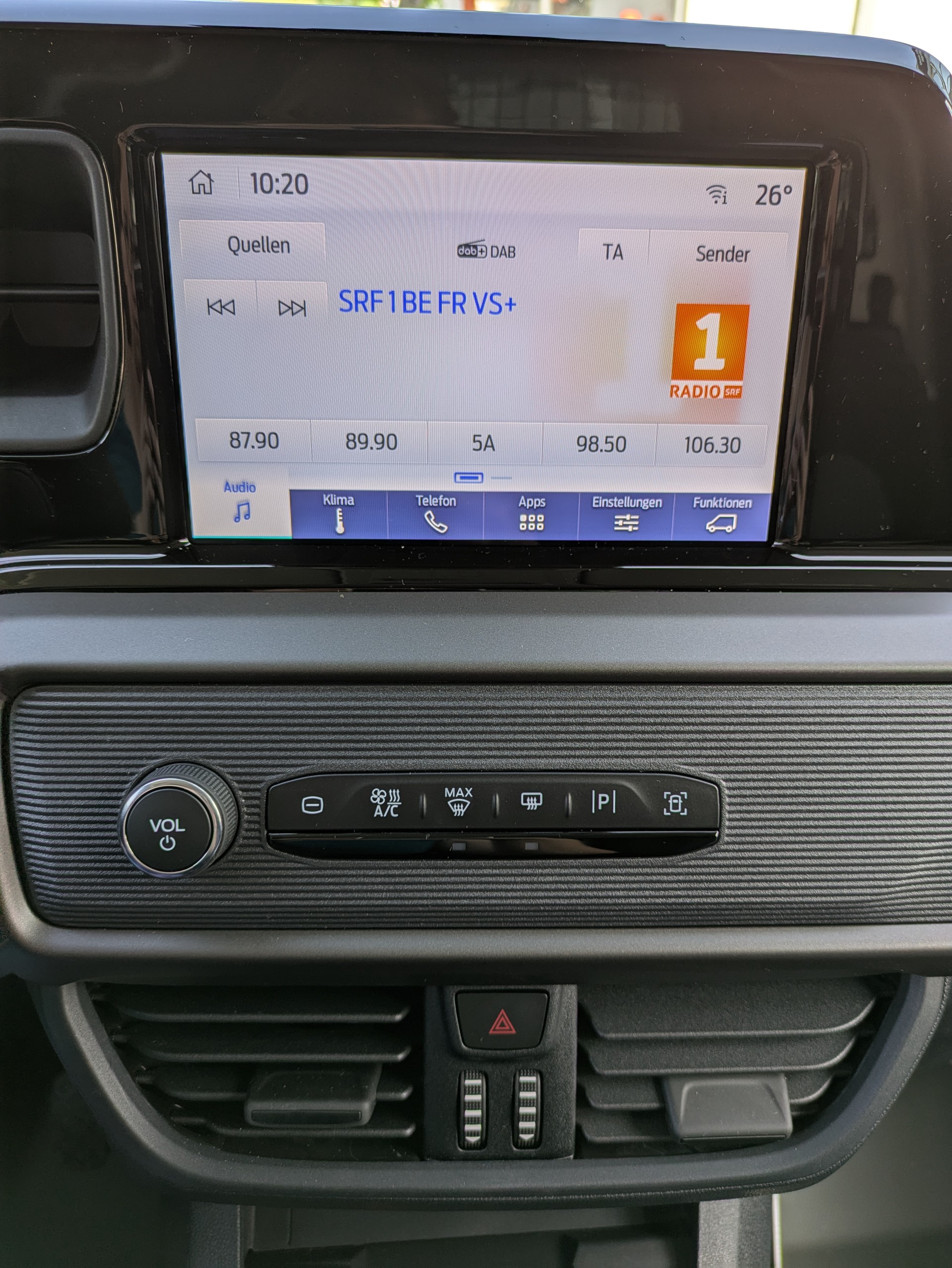 FORD Transit Courier Van 1.0 EcoBoost Trend-image-11