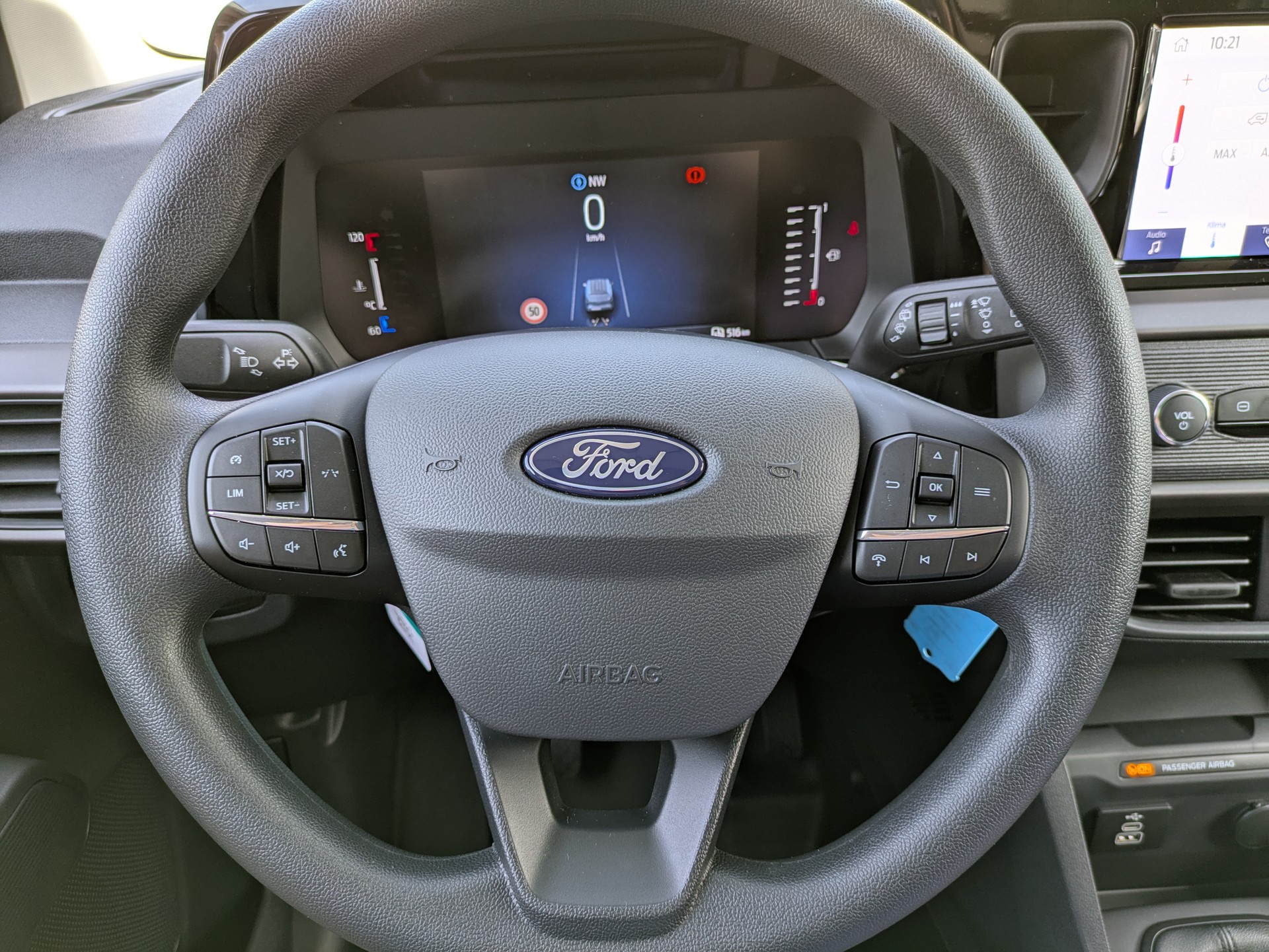 FORD Transit Courier Van 1.0 EcoBoost Trend-image-14