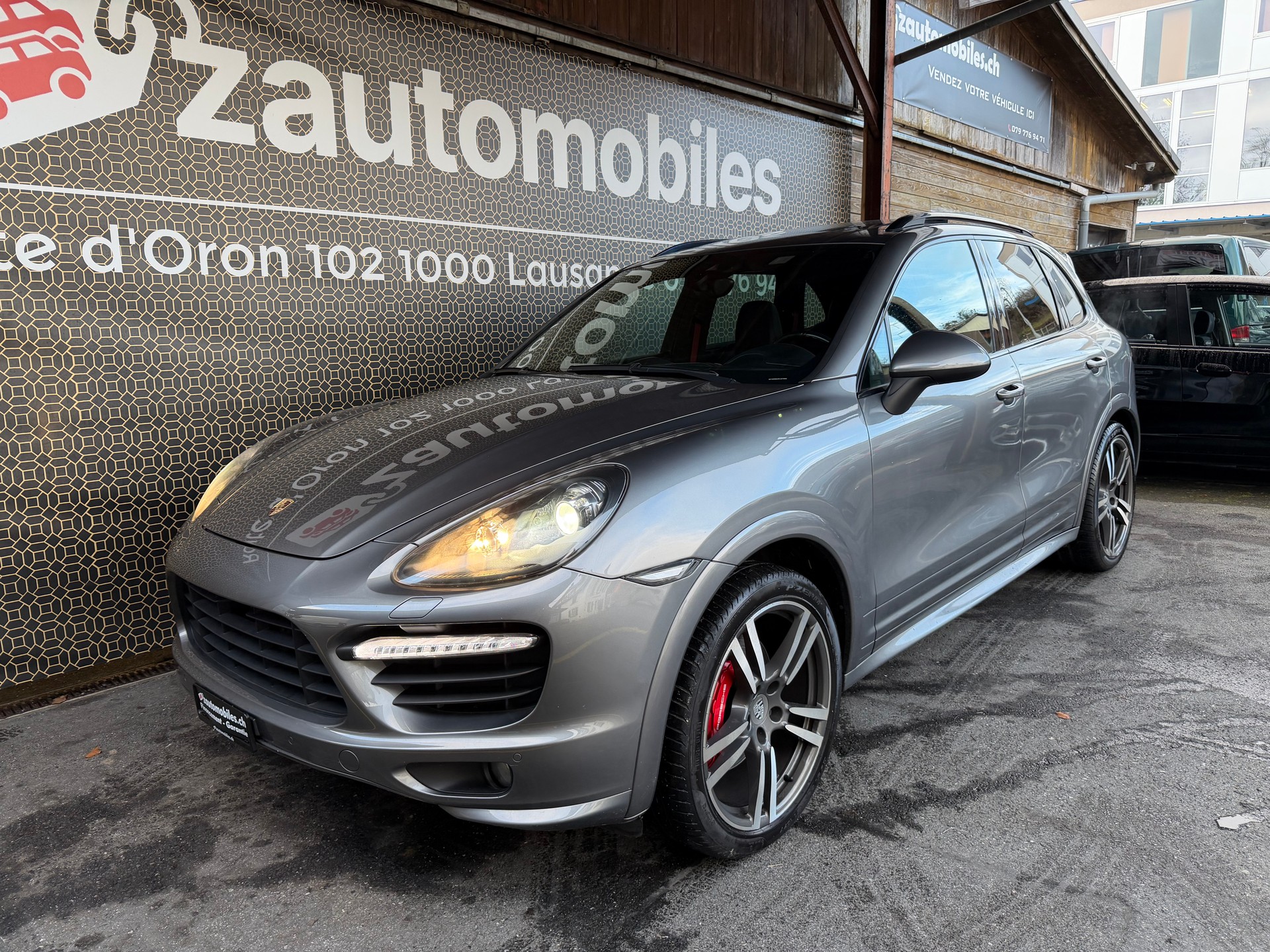PORSCHE Cayenne GTS-image-1