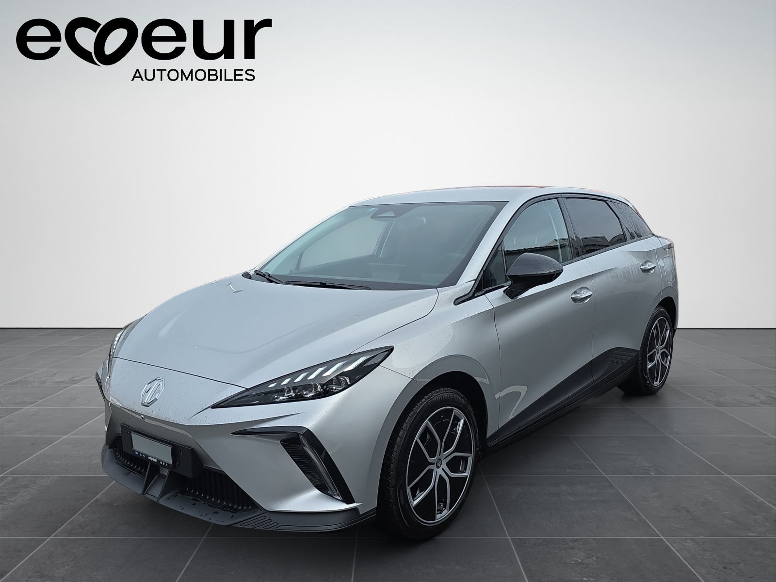 MG 4 64kWh Luxury (Limousine)