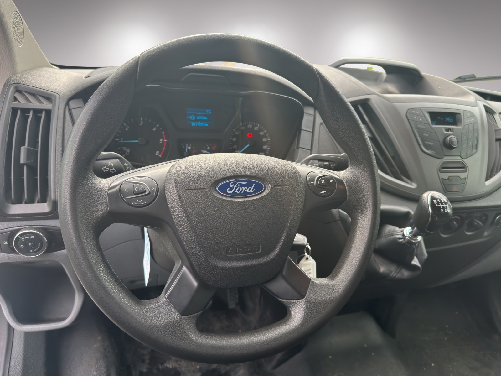 FORD Transit 310 L1H1 Ambiente RWD-image-11