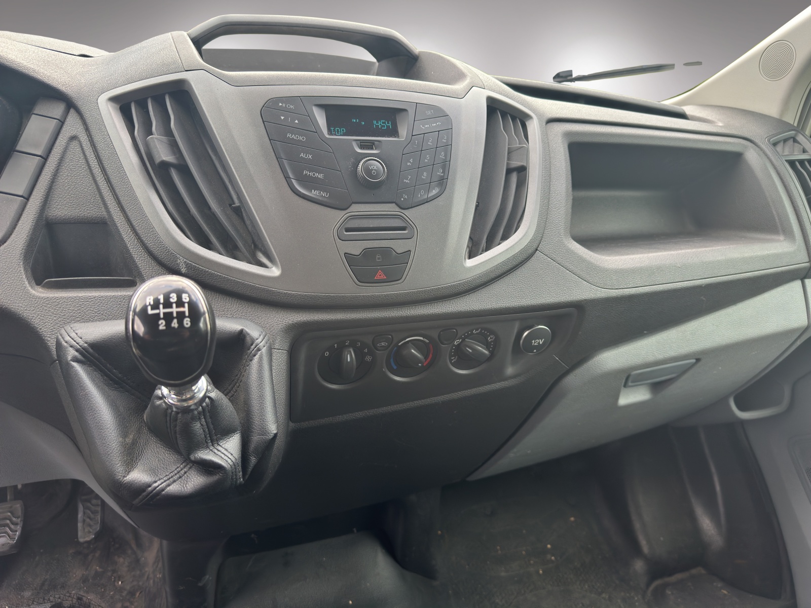 FORD Transit 310 L1H1 Ambiente RWD-image-12