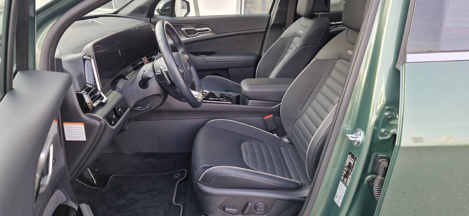 KIA Sportage 1.6 T-GDi GT-Line-image-3