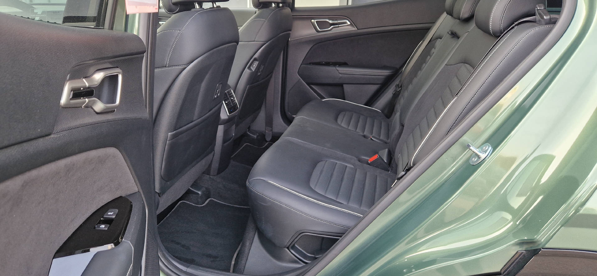 KIA Sportage 1.6 T-GDi GT-Line-image-11