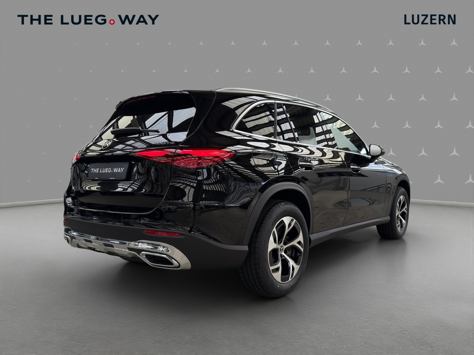 MERCEDES-BENZ GLC 300 e 4Matic EQ Star 9G-Tronic-image-4