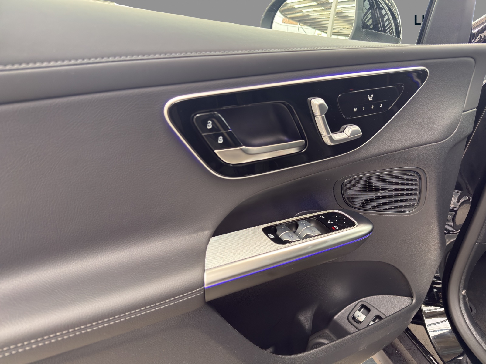 MERCEDES-BENZ GLC 300 e 4Matic EQ Star 9G-Tronic-image-13