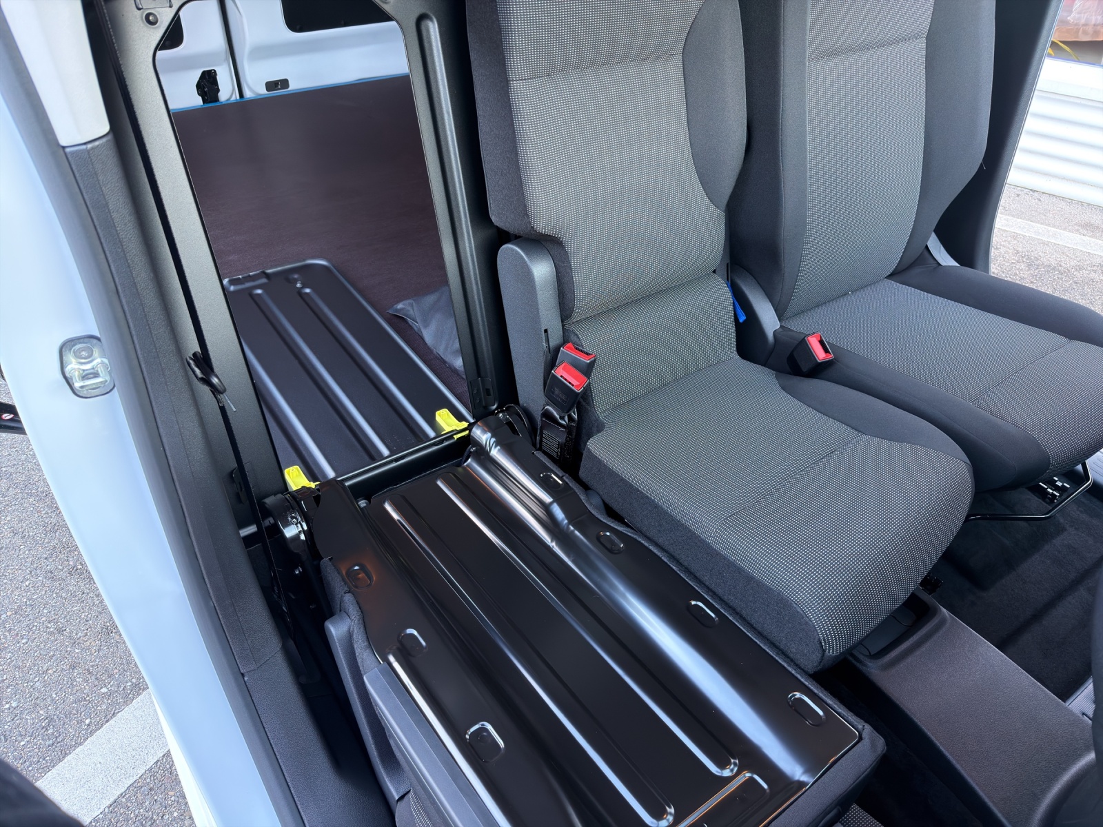 CITROEN e-Berlingo Van M First-image-9