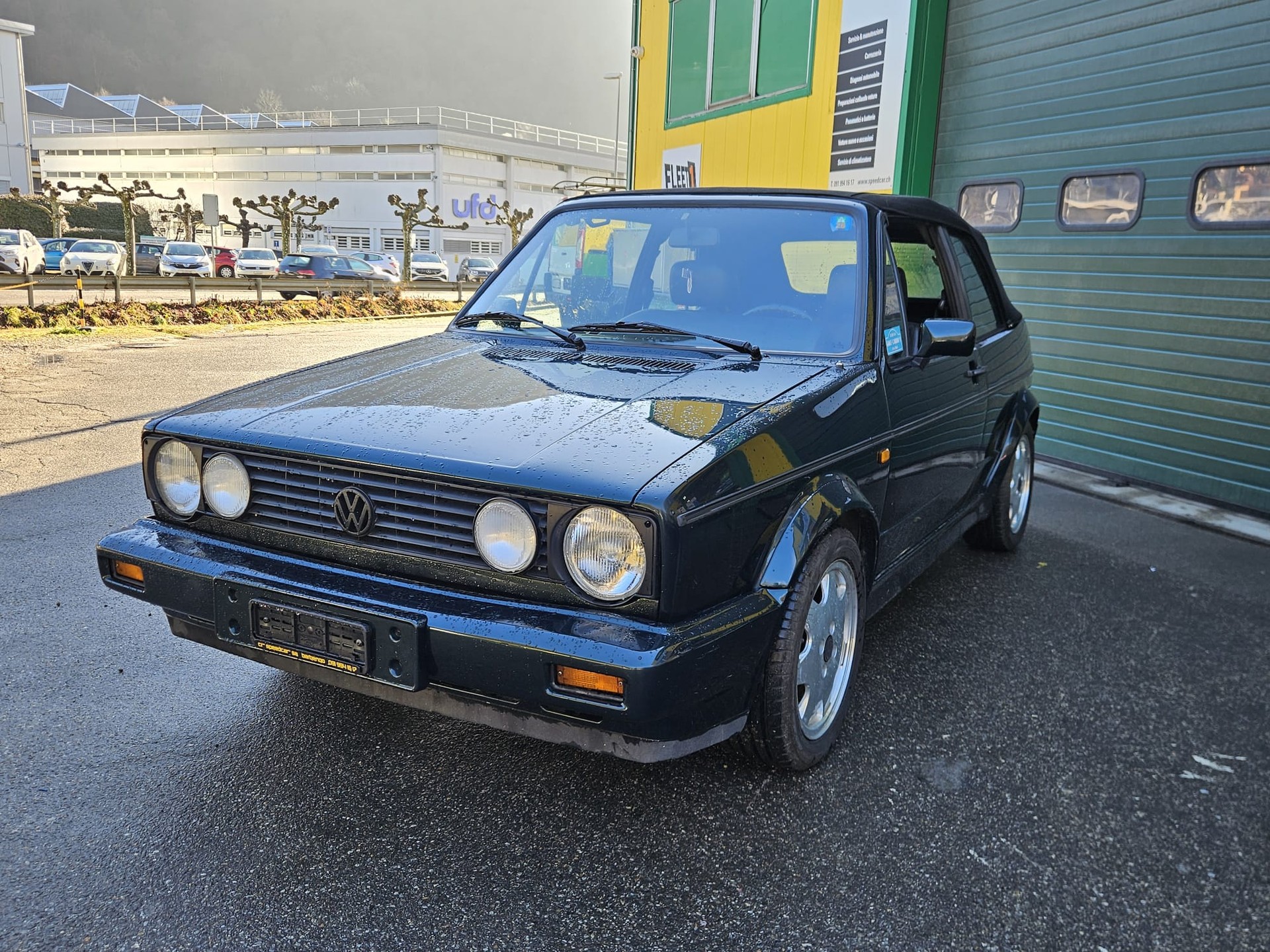 VW Golf Cabriolet 1800 Sport-Line-image-4