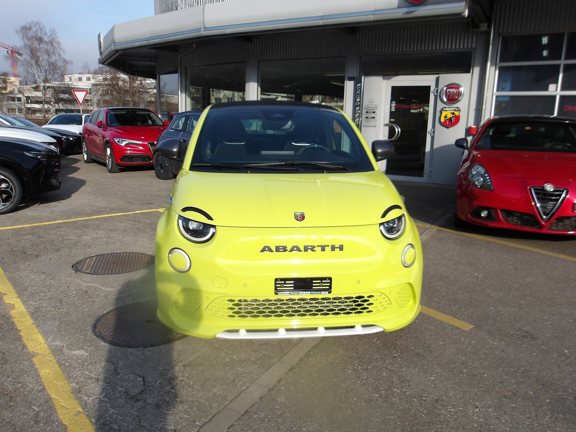 FIAT Abarth Cabrio 500e Scorpionissima-image-8