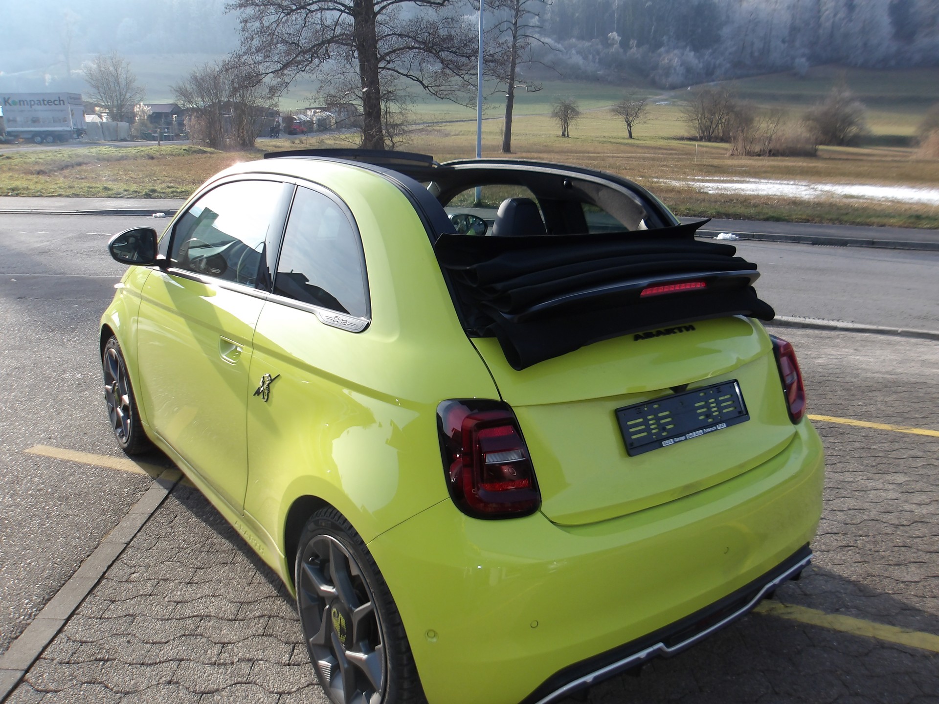 FIAT Abarth Cabrio 500e Scorpionissima-image-13
