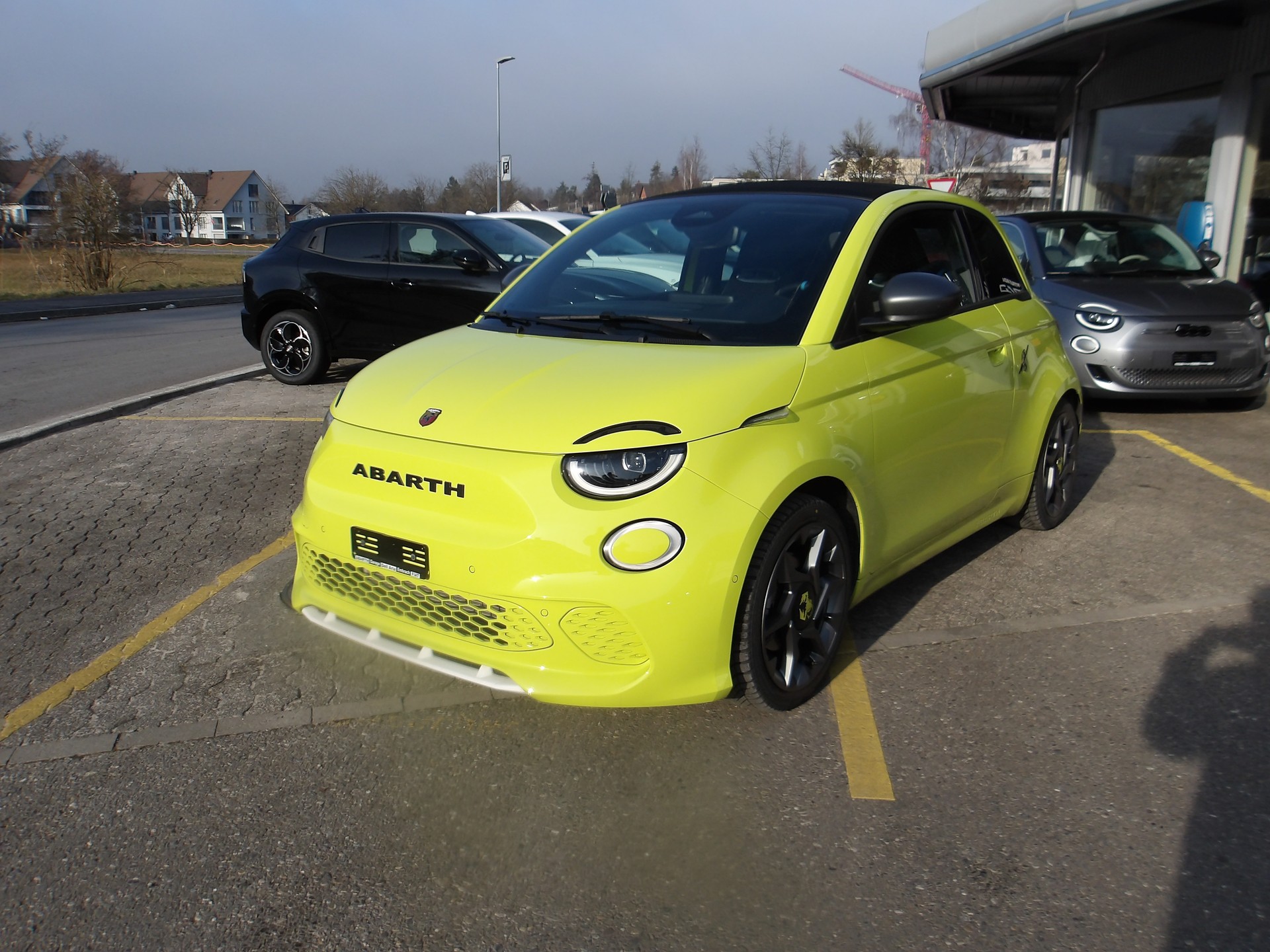 FIAT Abarth Cabrio 500e Scorpionissima-image-0