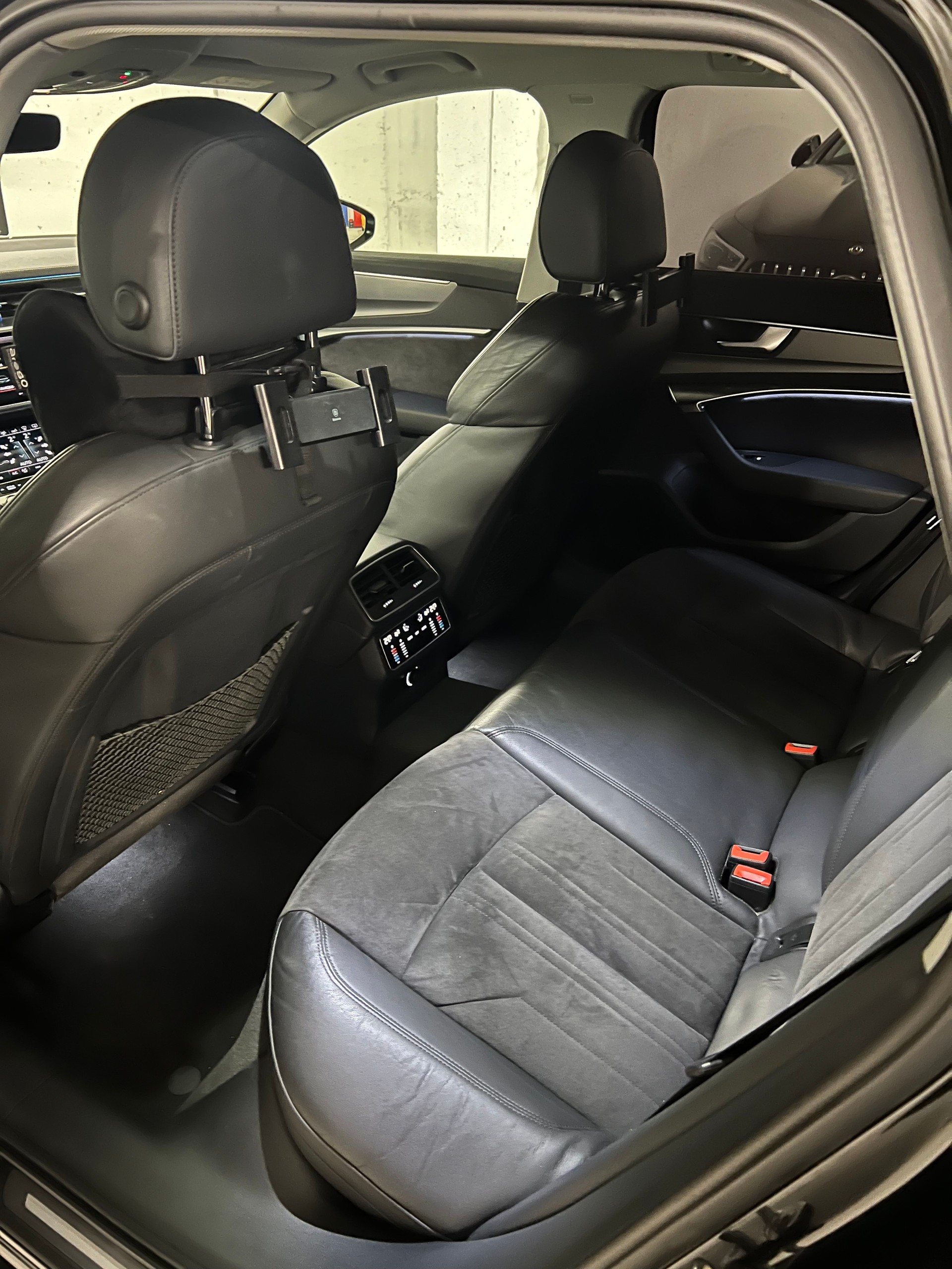 AUDI A6 Avant 45 TDI Sport quattro tiptronic CH-Fahrzeug-image-12