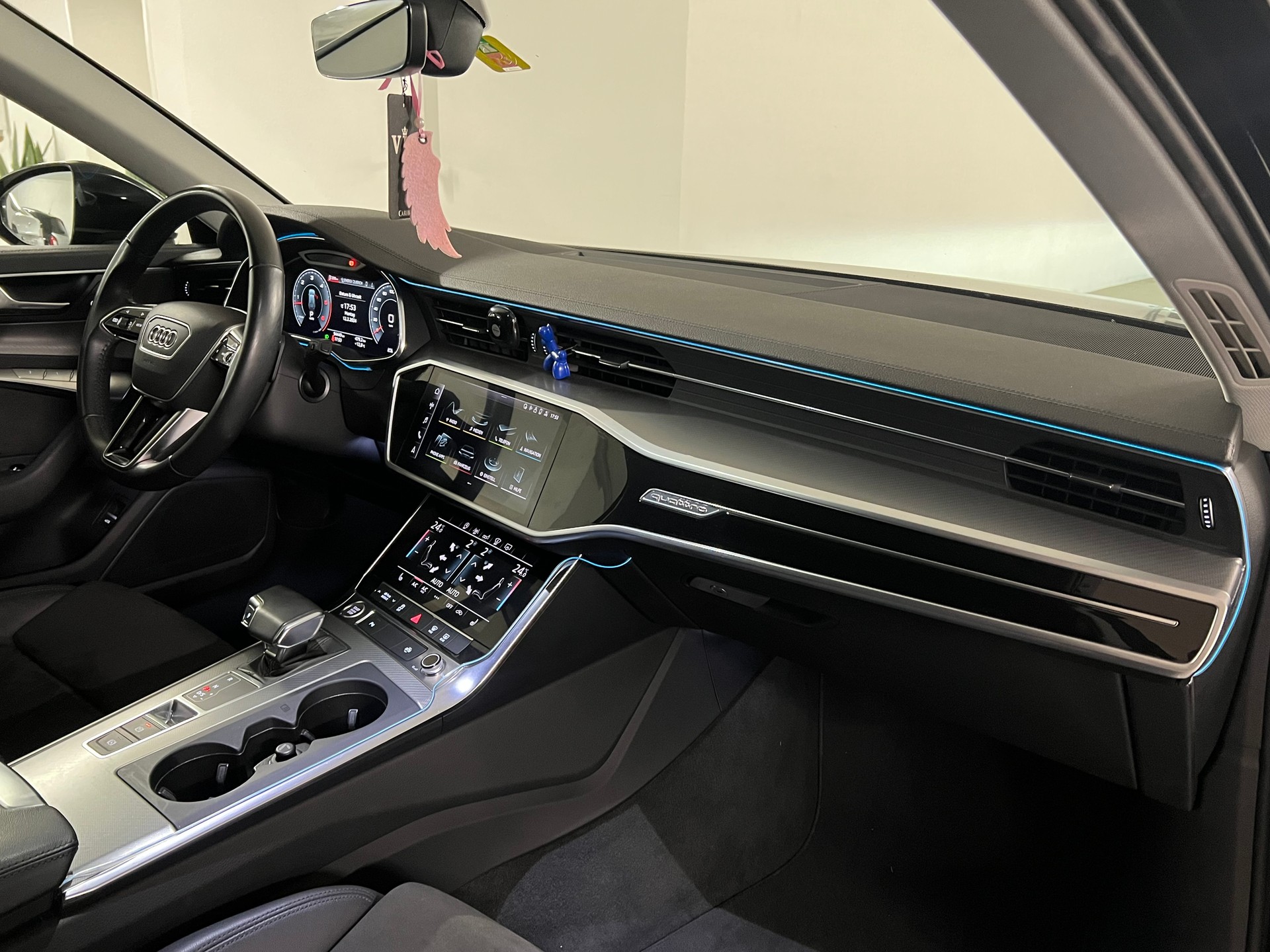 AUDI A6 Avant 45 TDI Sport quattro tiptronic CH-Fahrzeug-image-10