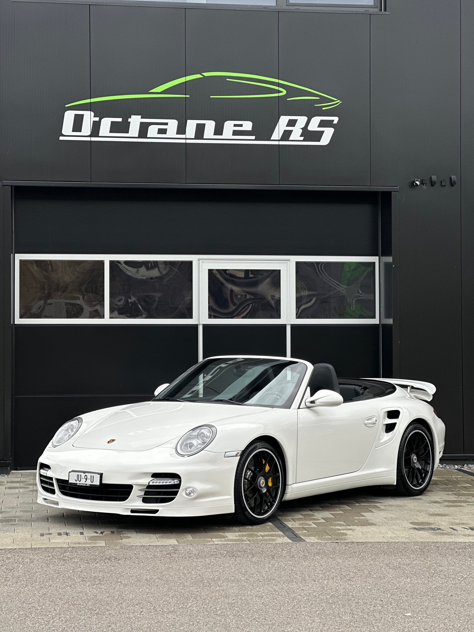 PORSCHE 911 Cabrio Turbo S PDK Vendue/Verkauft/Sold