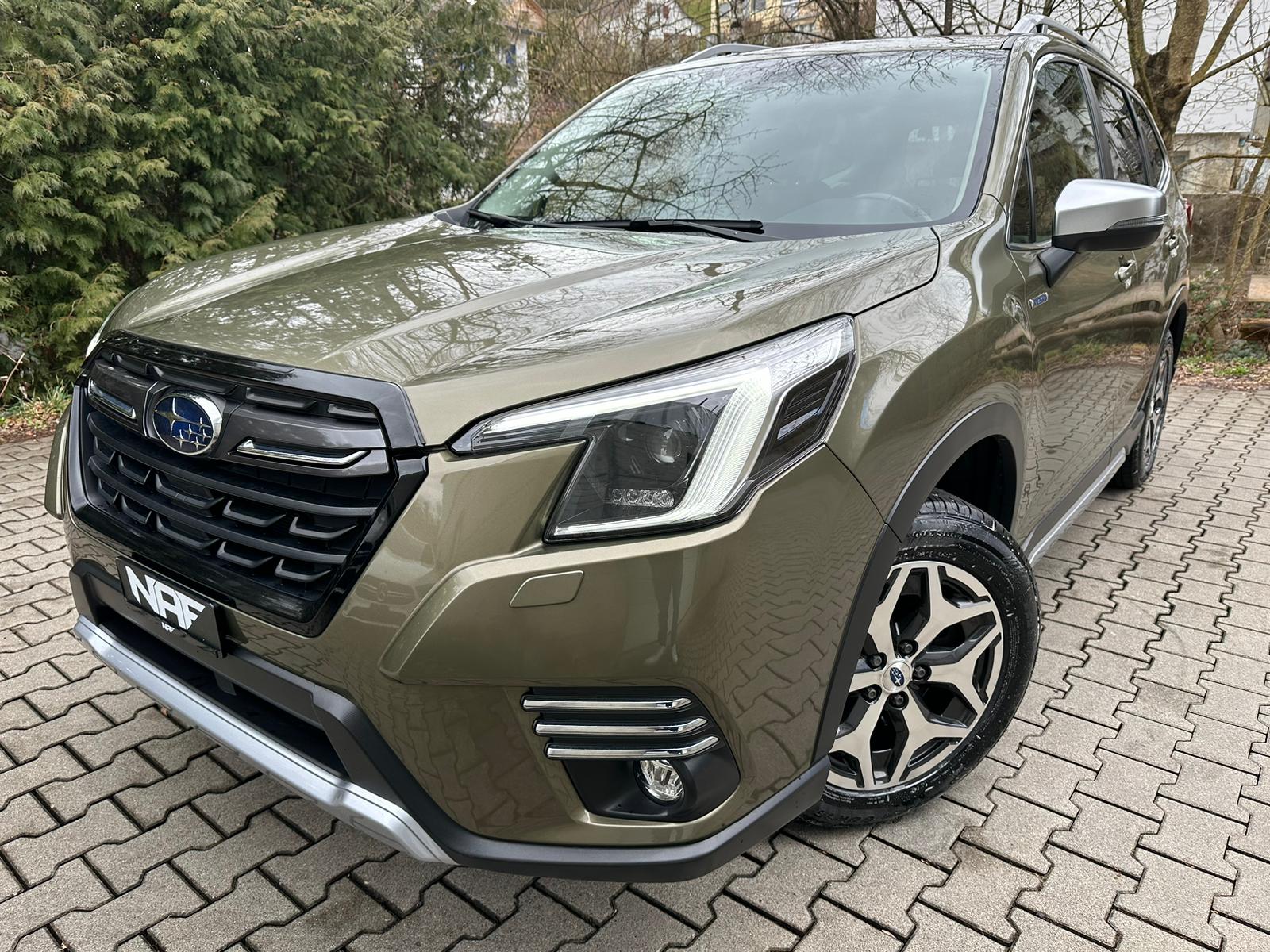 SUBARU Forester 2.0i e-Boxer Swiss Plus Lineartronic-image-0