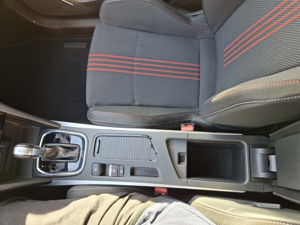RENAULT Mégane Grandtour 1.6 E-Tech Plug-in R.S. Line-image-20