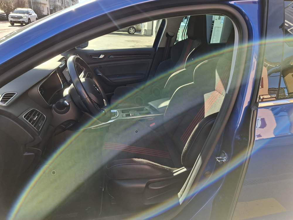 RENAULT Mégane Grandtour 1.6 E-Tech Plug-in R.S. Line-image-6