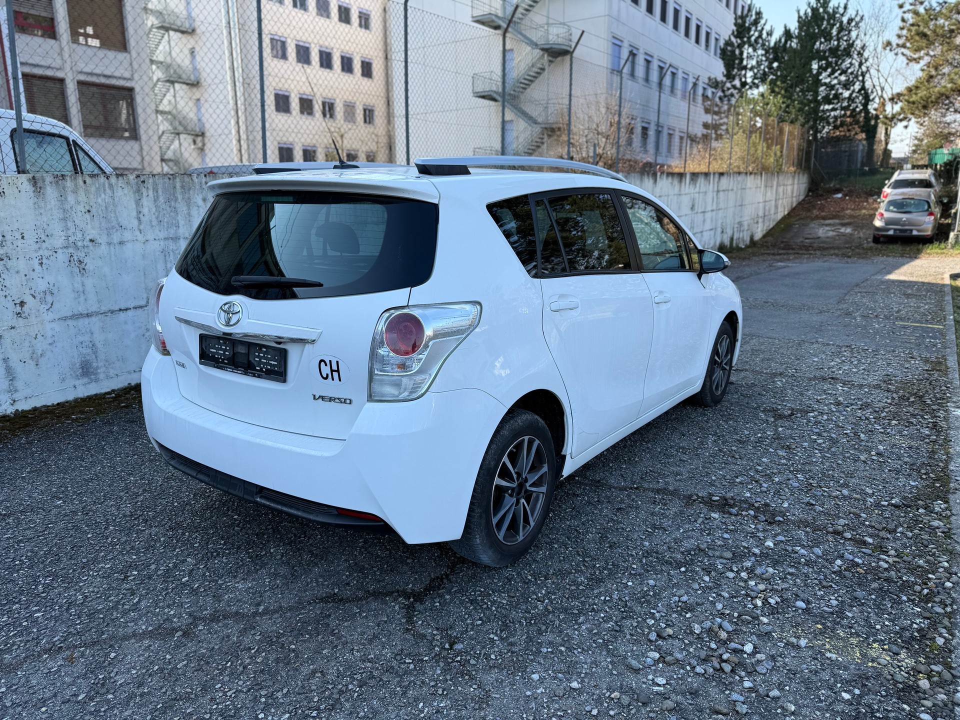 TOYOTA Verso 1.8 Trend-image-2