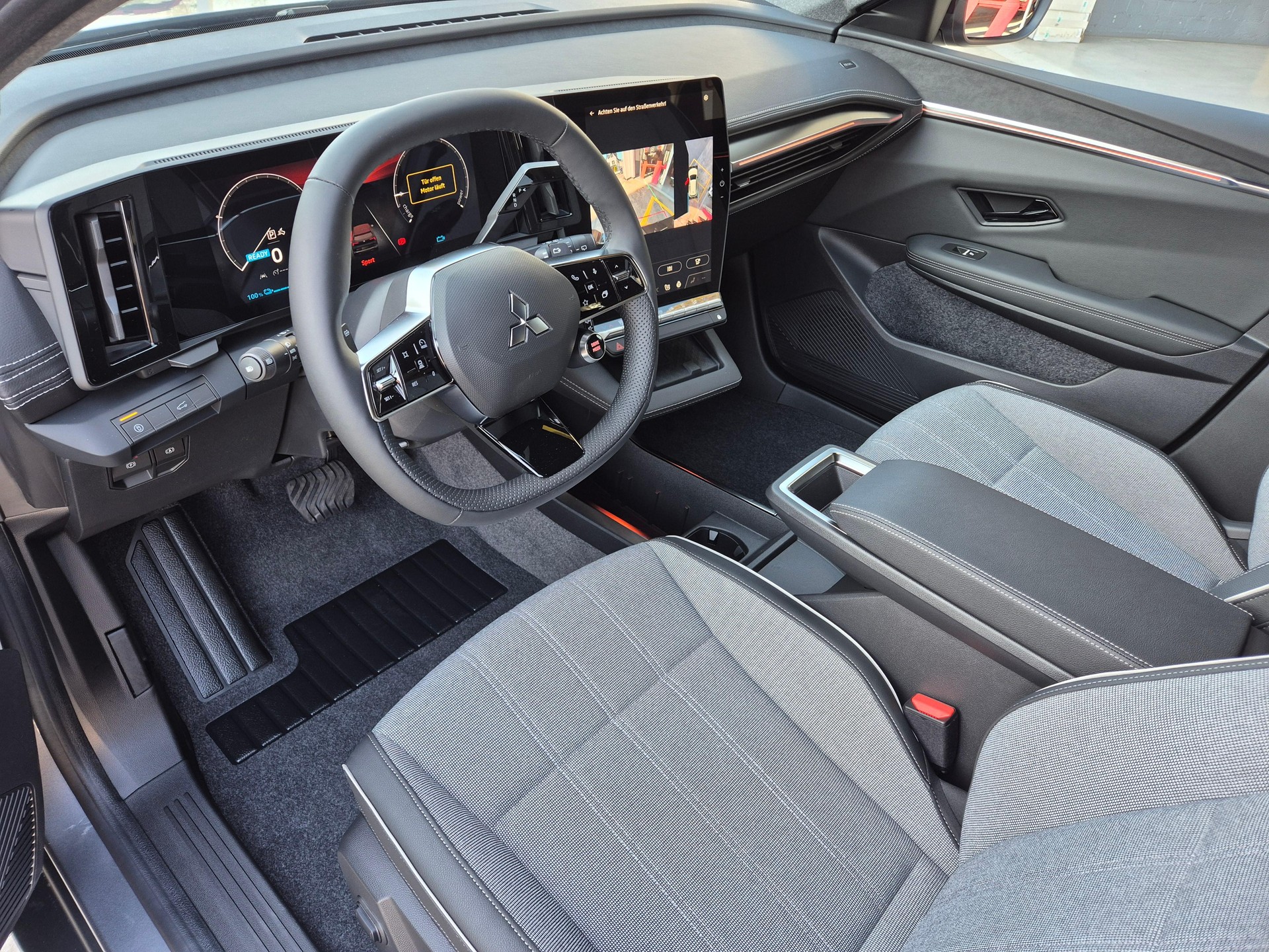 MITSUBISHI Eclipse Cross Intense+-image-6