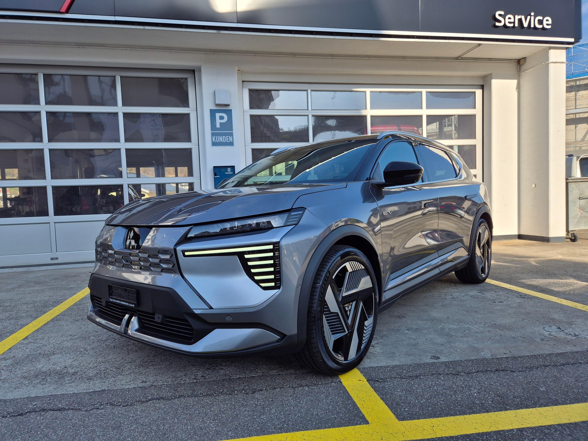 MITSUBISHI Eclipse Cross Intense+