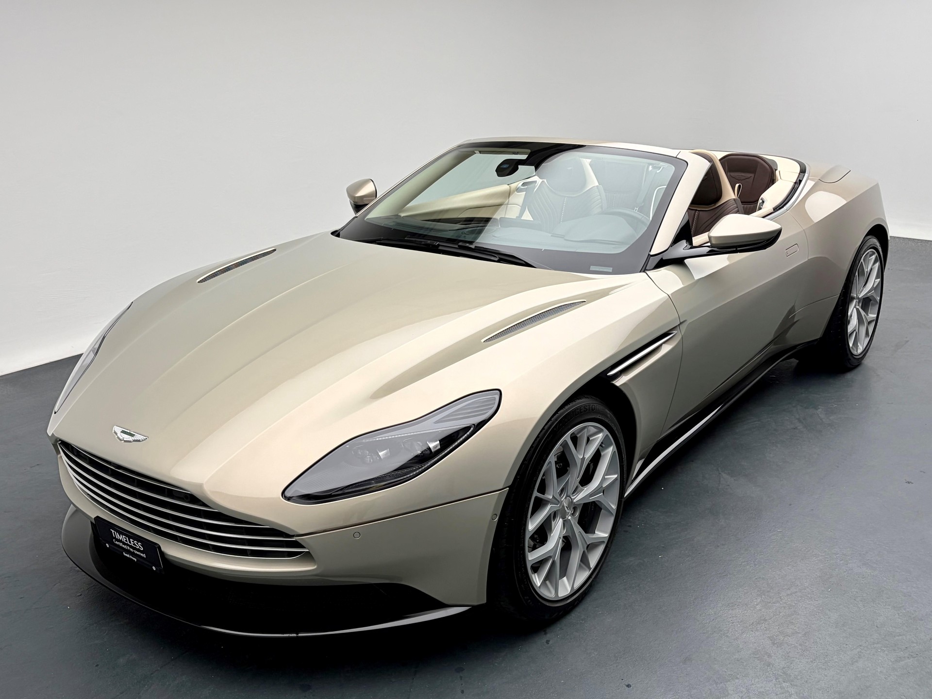 ASTON MARTIN DB11 Volante 4.0 V8 Bi-Turbo-image-0