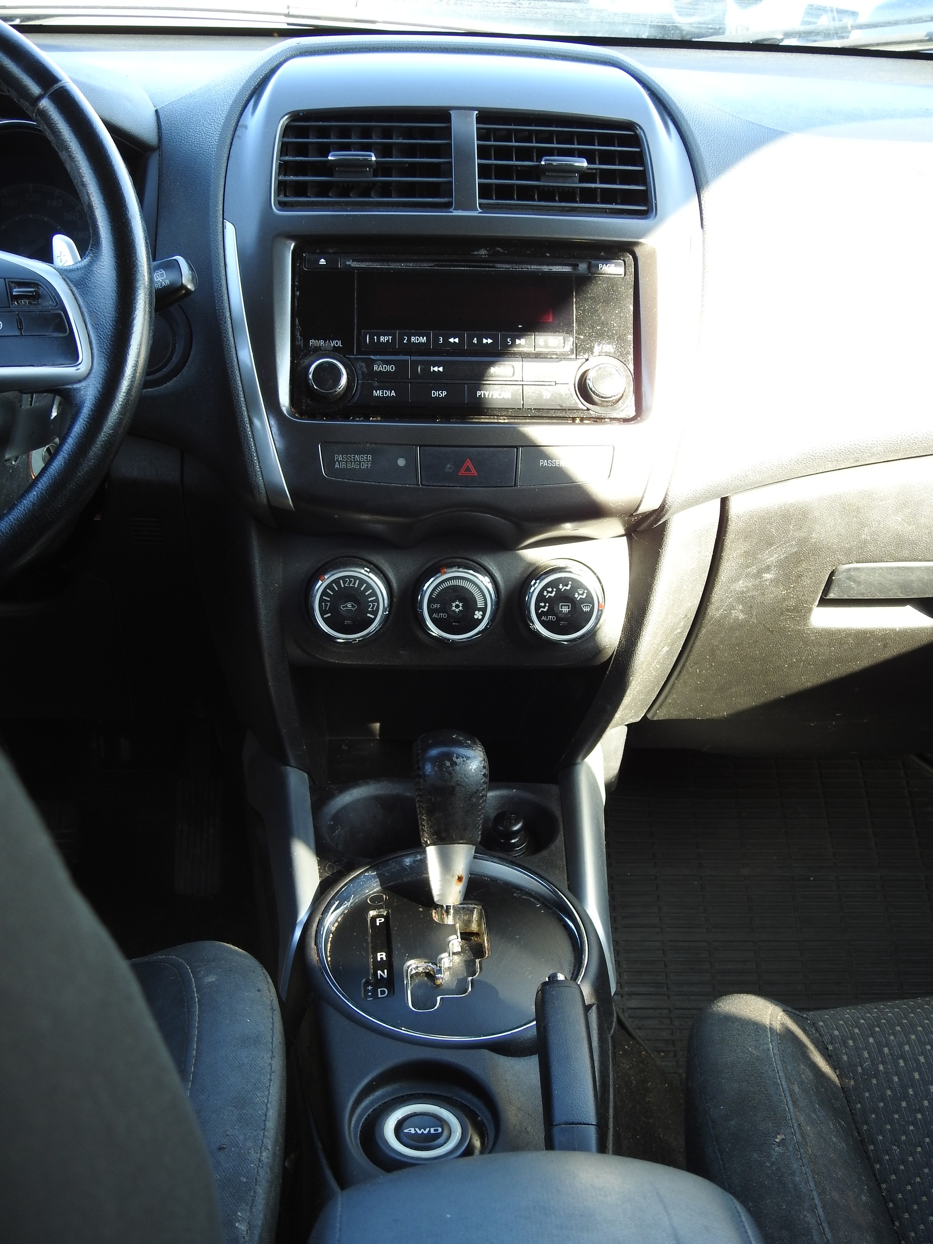 MITSUBISHI ASX 2.2 DID Intense 4WD Automatic-image-16