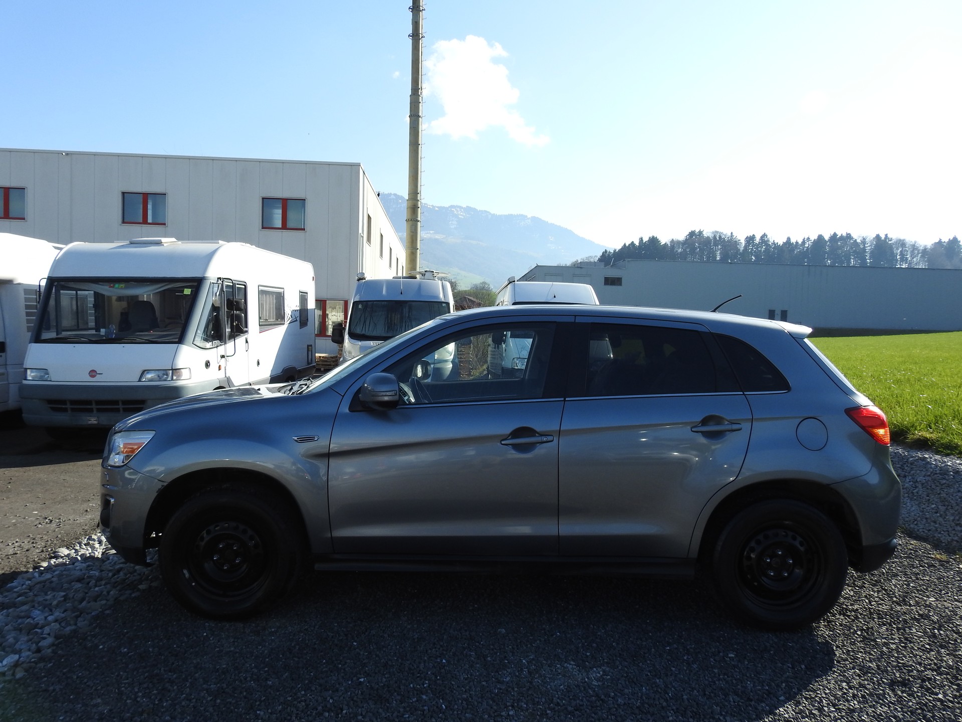 MITSUBISHI ASX 2.2 DID Intense 4WD Automatic-image-2