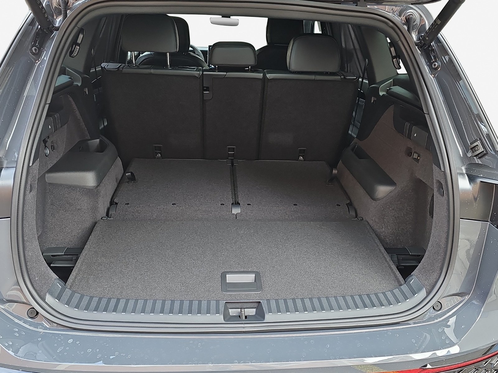 VW Tayron 2.0 TDI SCR R-Line 4Motion DSG-image-12