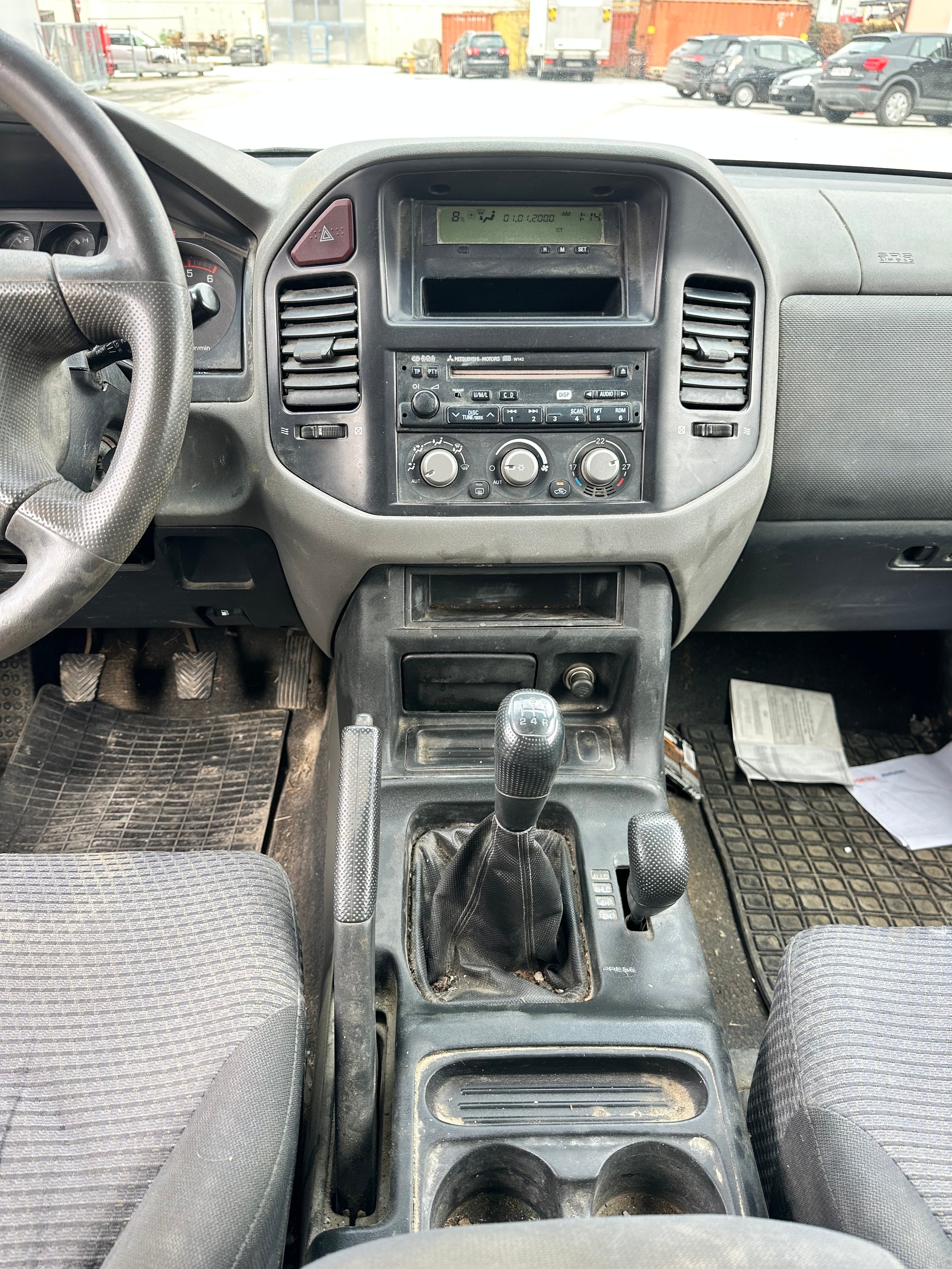 MITSUBISHI Pajero 3.2 DI-D Classic-image-13