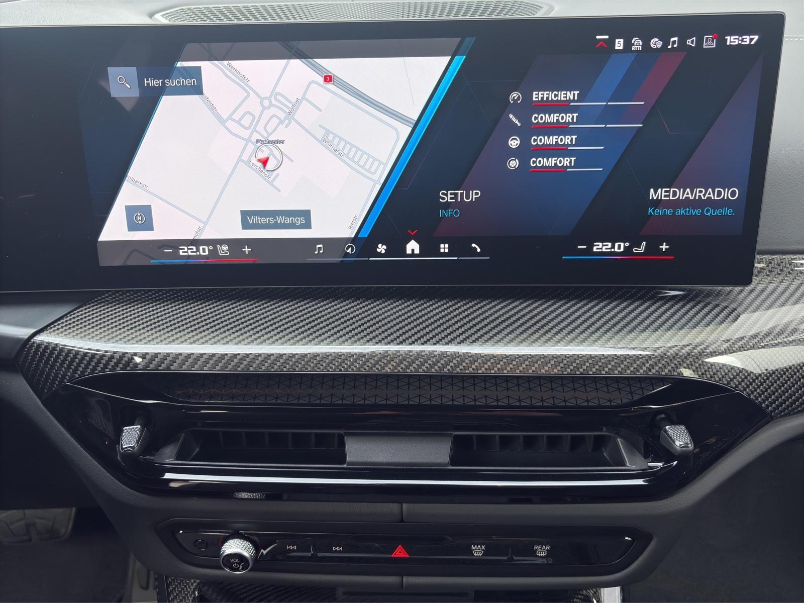 BMW M3 CS xDrive Touring-image-11