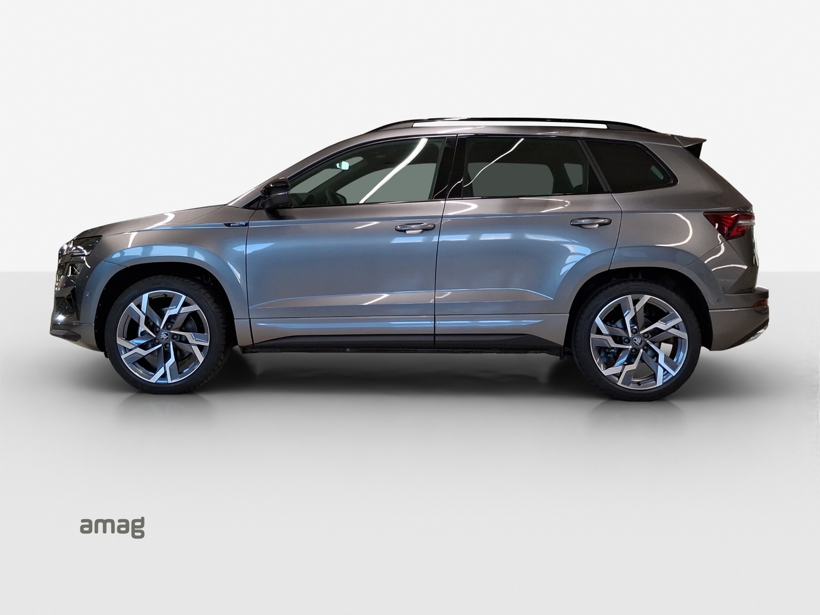 SKODA Karoq 2.0 TSI SportLine 4x4 DSG-image-1