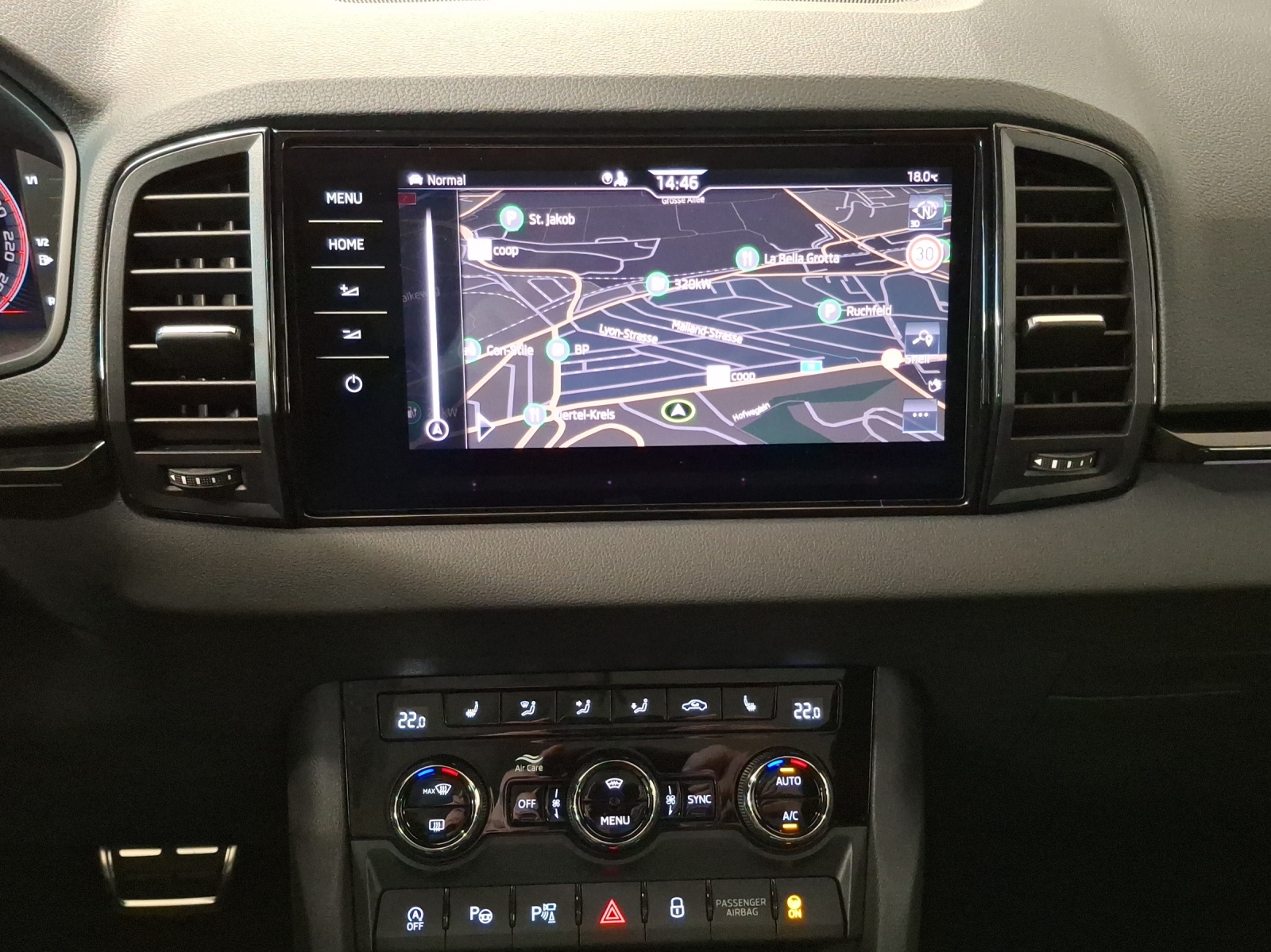 SKODA Karoq 2.0 TSI SportLine 4x4 DSG-image-10