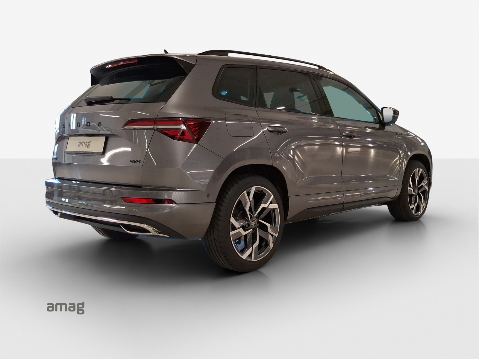 SKODA Karoq 2.0 TSI SportLine 4x4 DSG-image-4