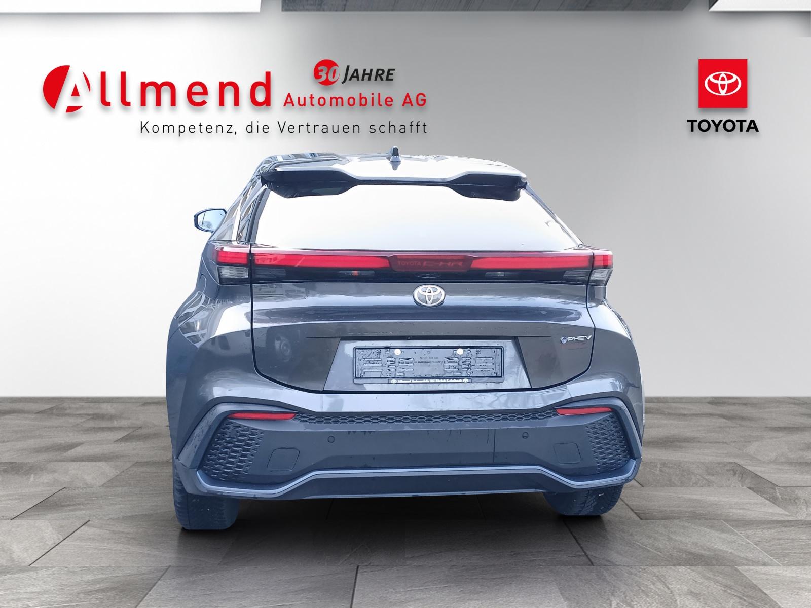 TOYOTA C-HR 2.0 PHEV Swiss Edition-image-4