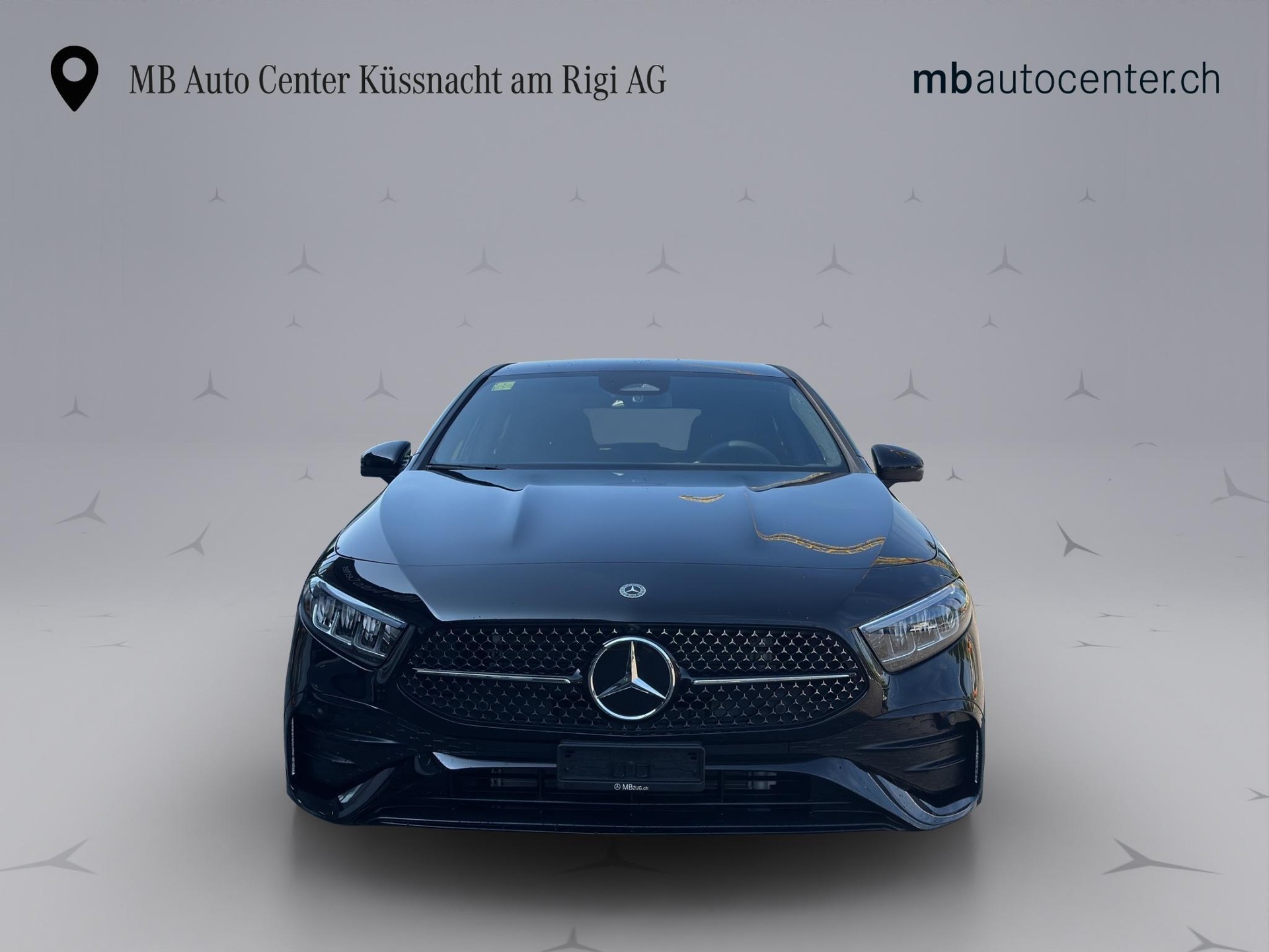 MERCEDES-BENZ A 220 d AMG Line-image-1