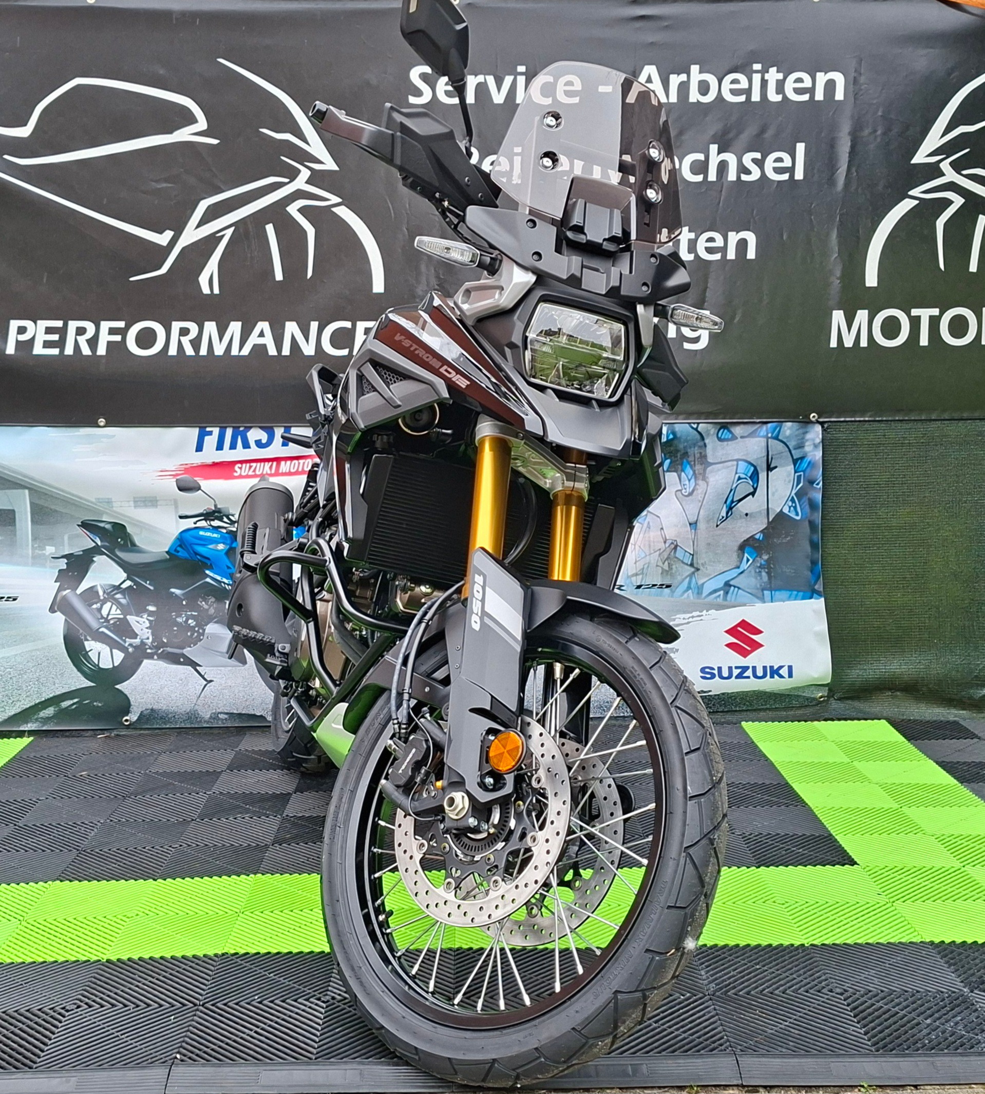 SUZUKI DL 1050 DE-showroom-element-3