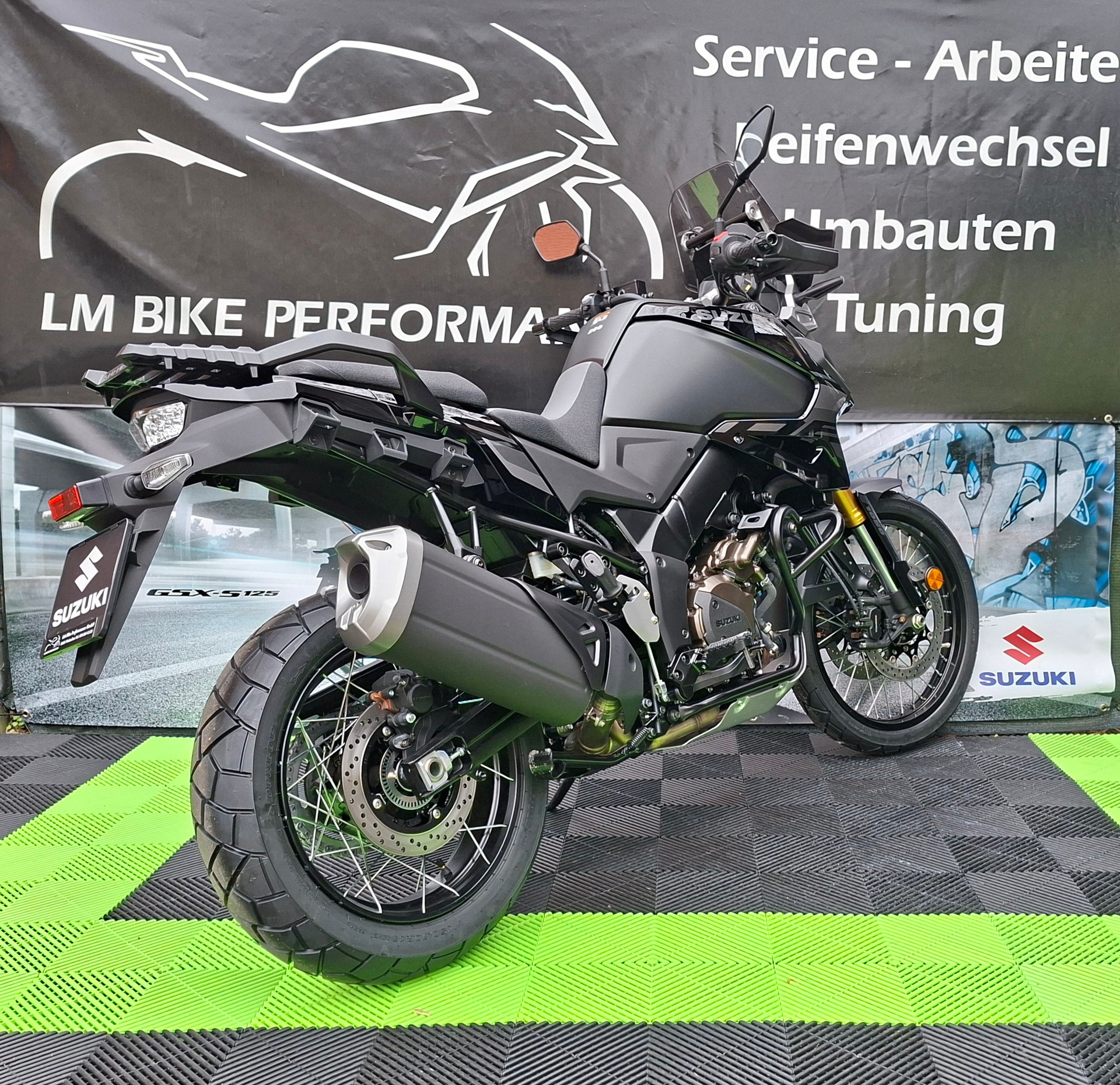 SUZUKI DL 1050 DE-image-8