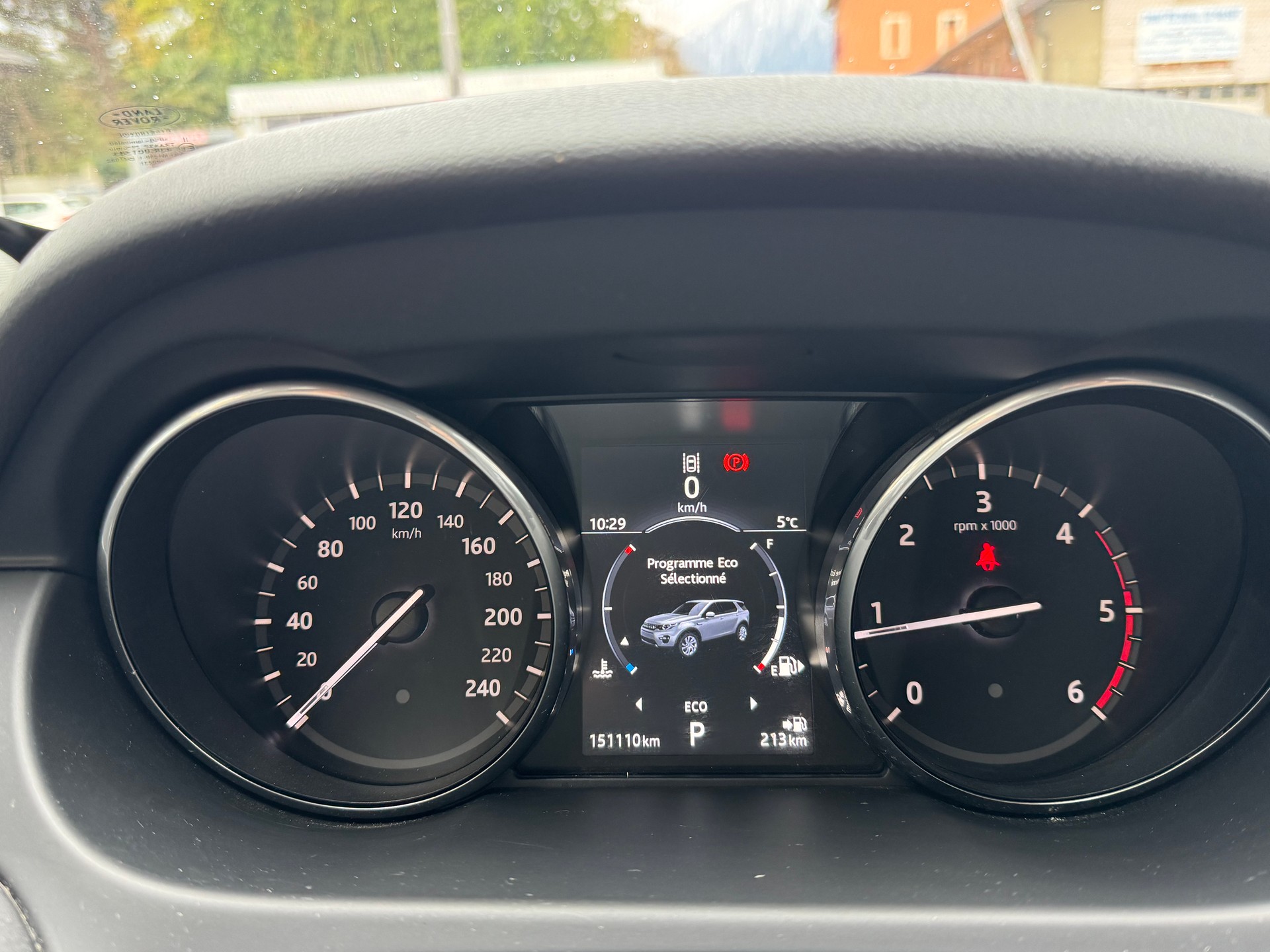 LAND ROVER Discovery Sport 2.0 TD4 HSE AT9-image-7