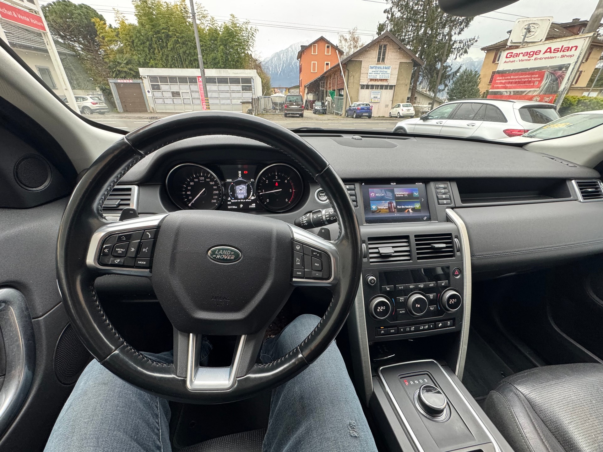LAND ROVER Discovery Sport 2.0 TD4 HSE AT9-image-8