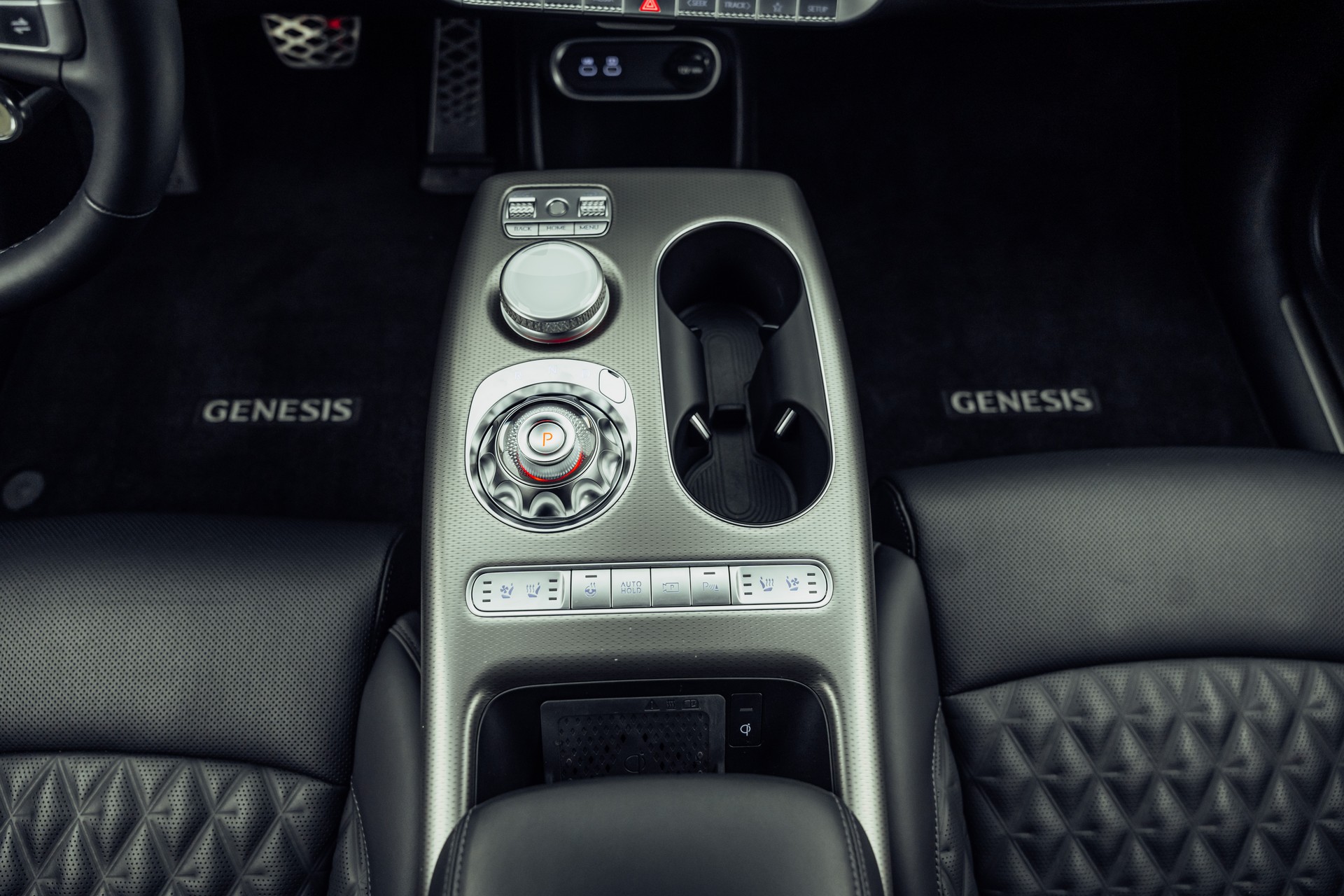 GENESIS GV60 77.4 kWh Sport Plus AWD-image-19