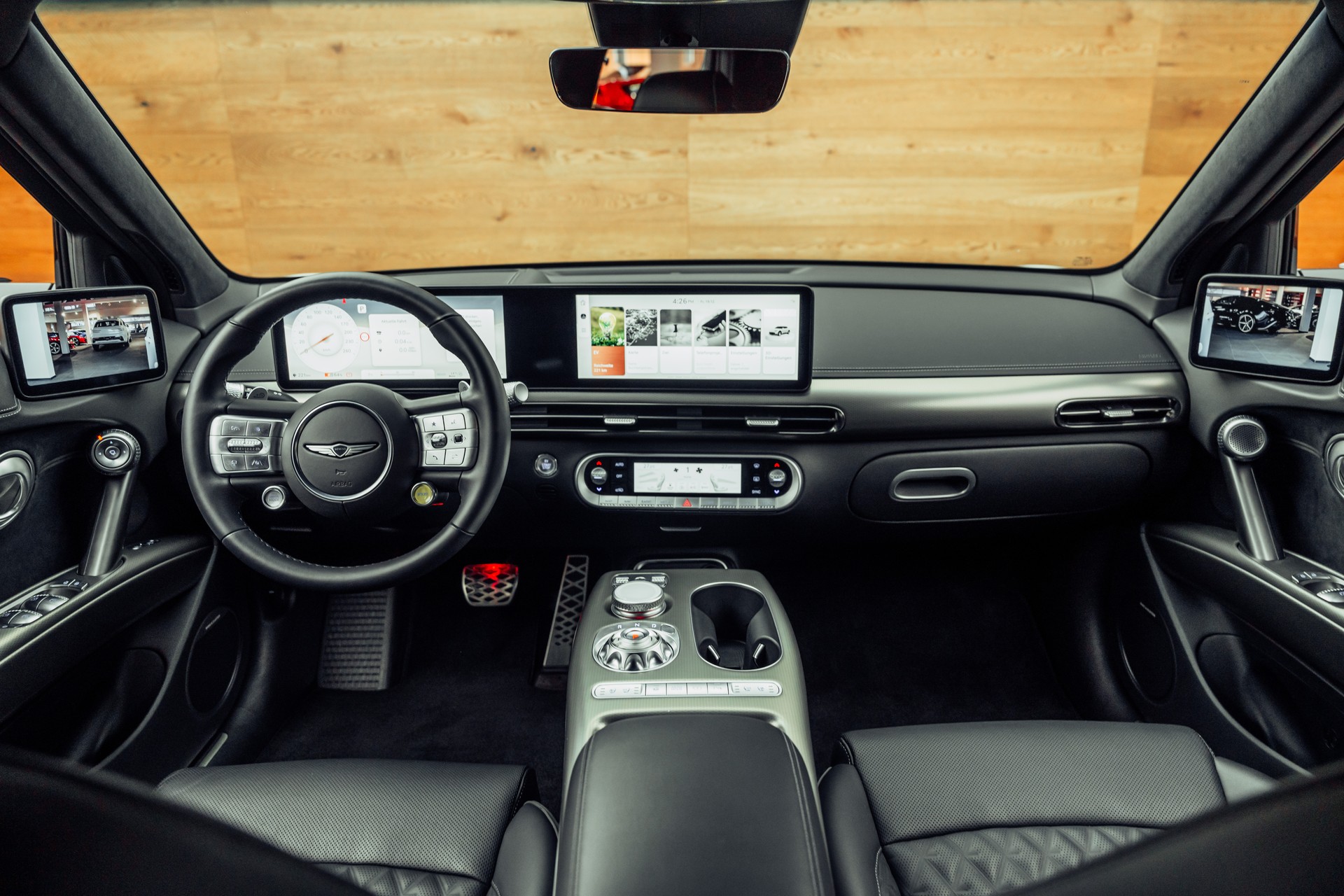 GENESIS GV60 77.4 kWh Sport Plus AWD-image-4