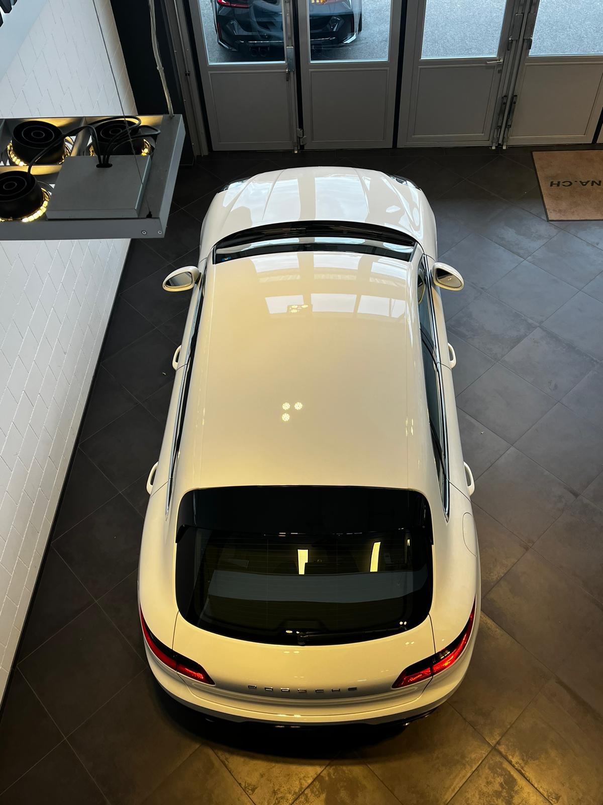 PORSCHE Macan S Diesel-image-9