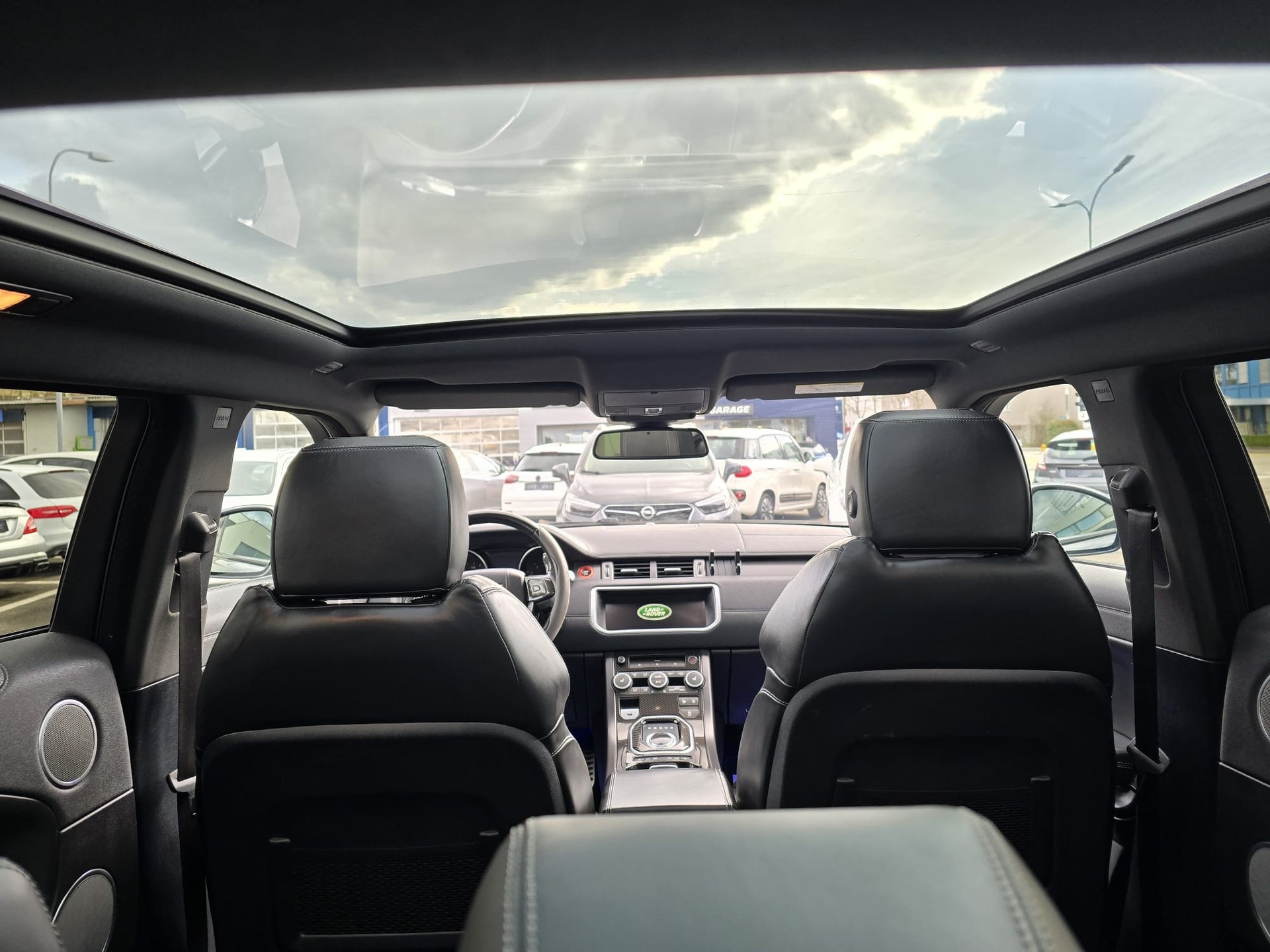 LAND ROVER Range Rover Evoque 2.0 Si4 HSE Dynamic AT9-image-12