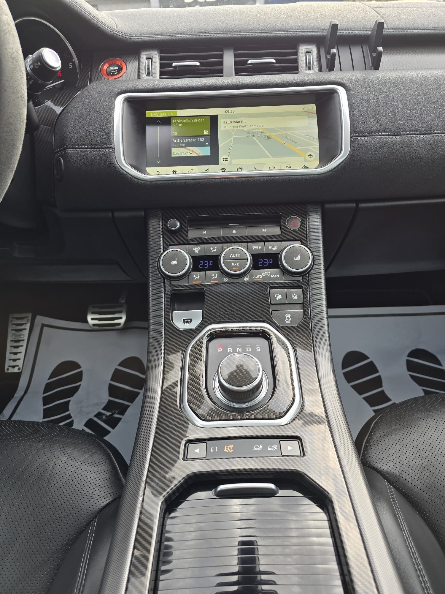 LAND ROVER Range Rover Evoque 2.0 Si4 HSE Dynamic AT9-image-11