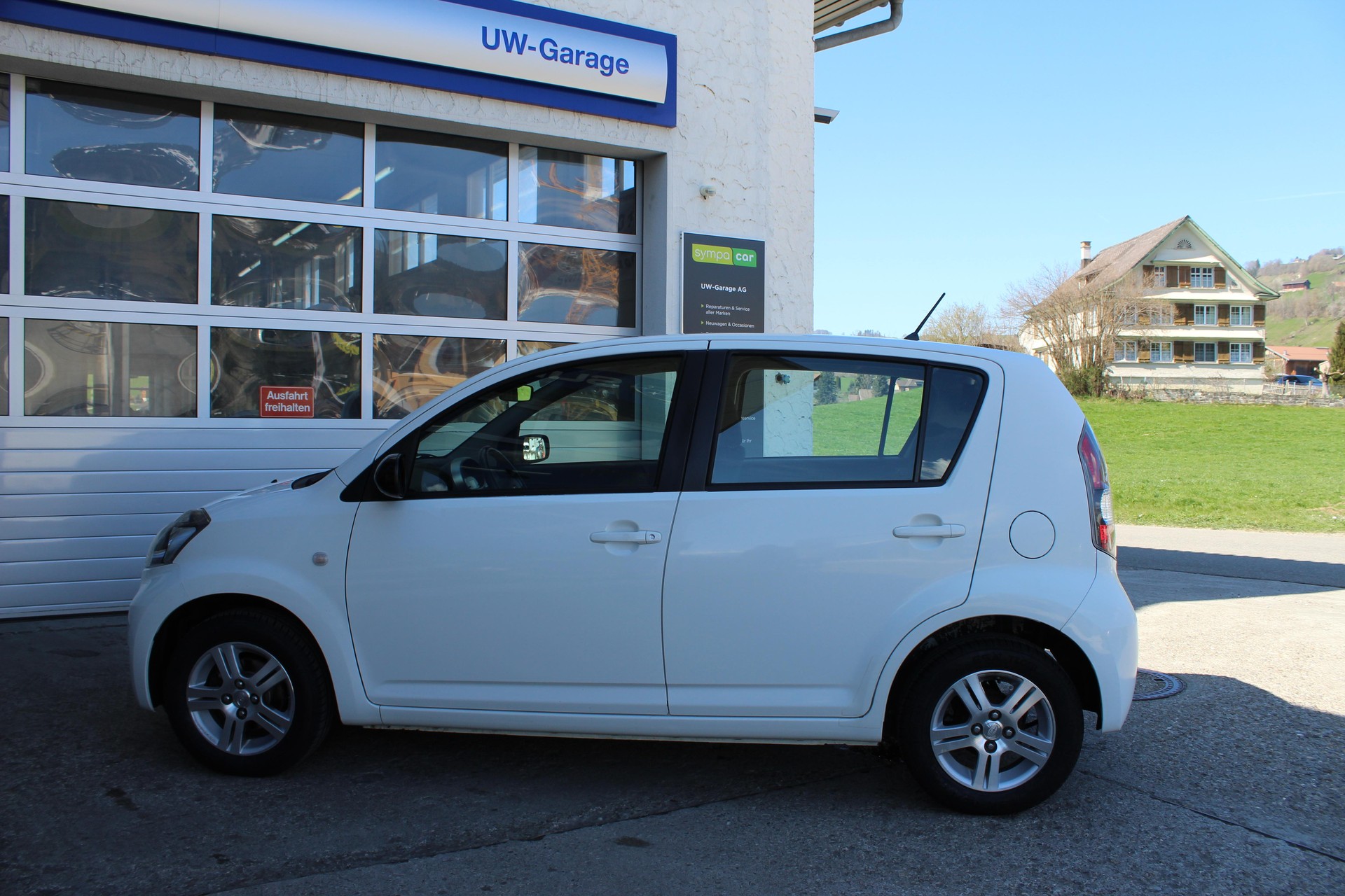 DAIHATSU Sirion 1.3 eco 4WD-image-7