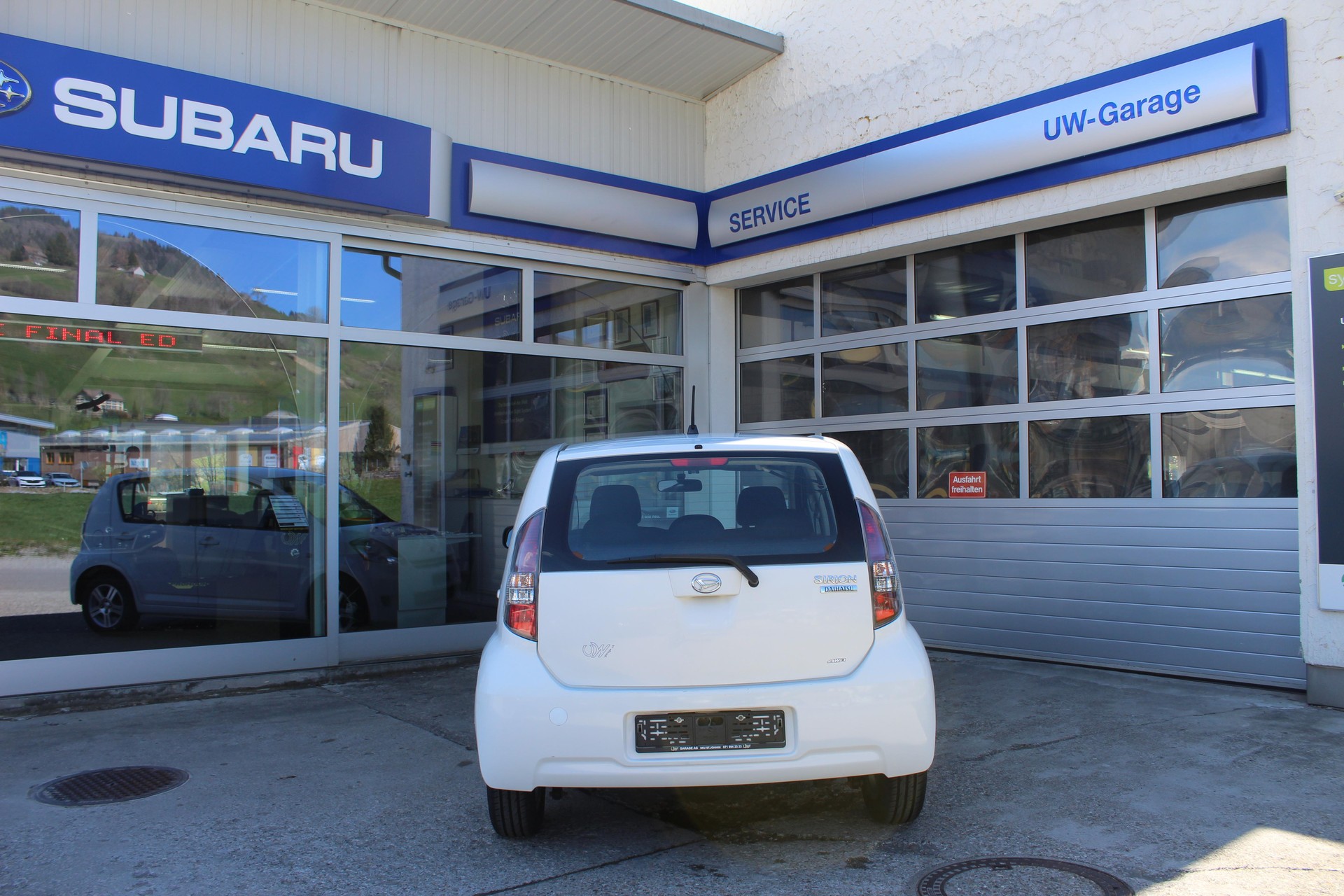 DAIHATSU Sirion 1.3 eco 4WD-image-4